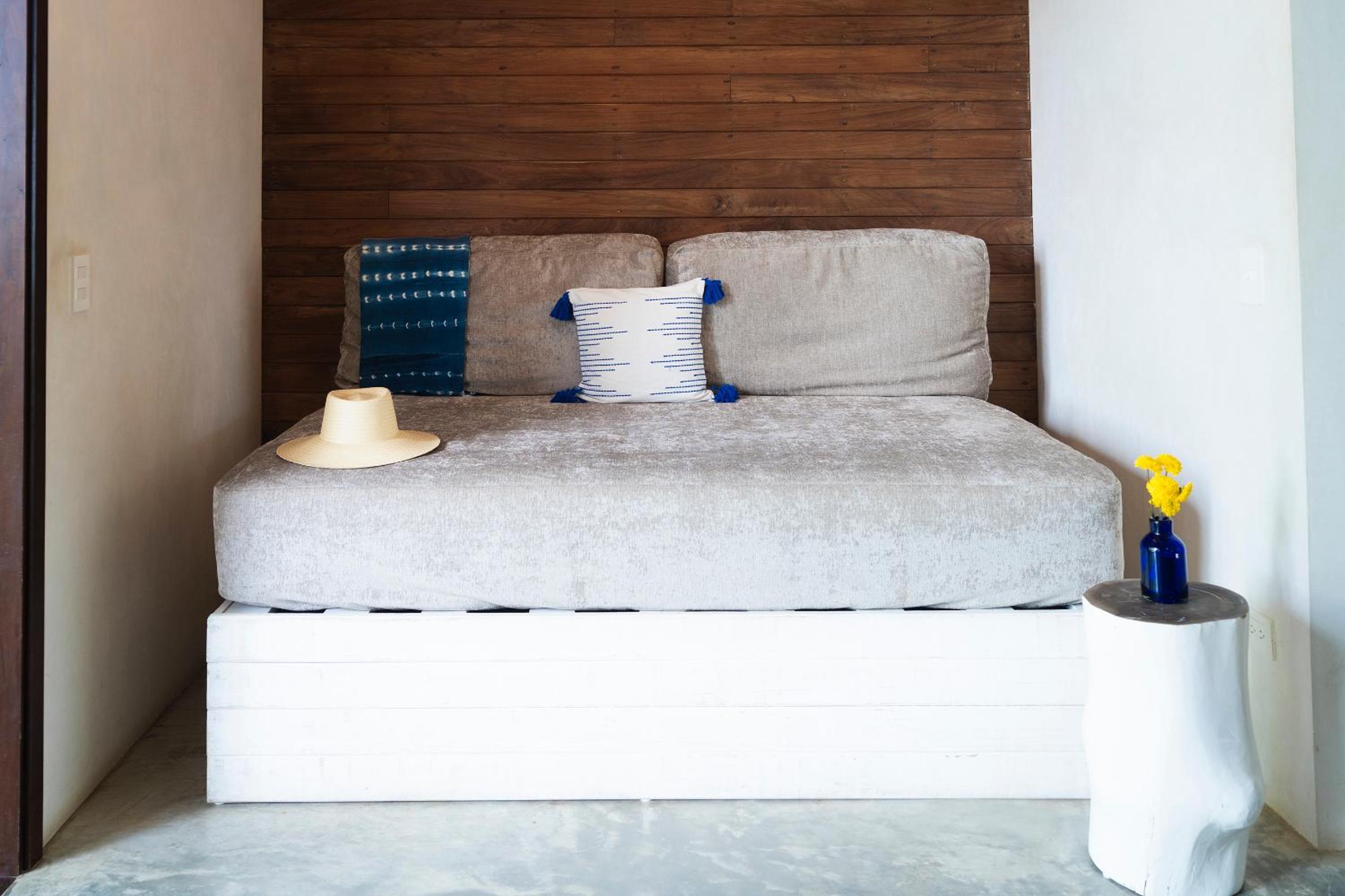 Ground Floor Beach Side Suite