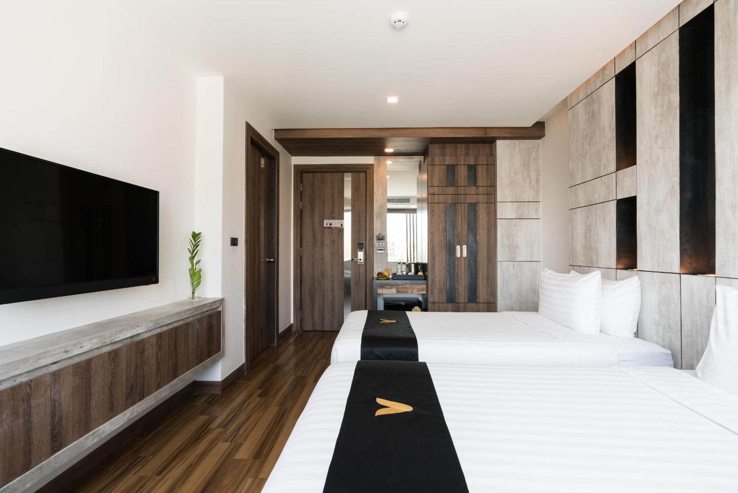 Superior Twin Room