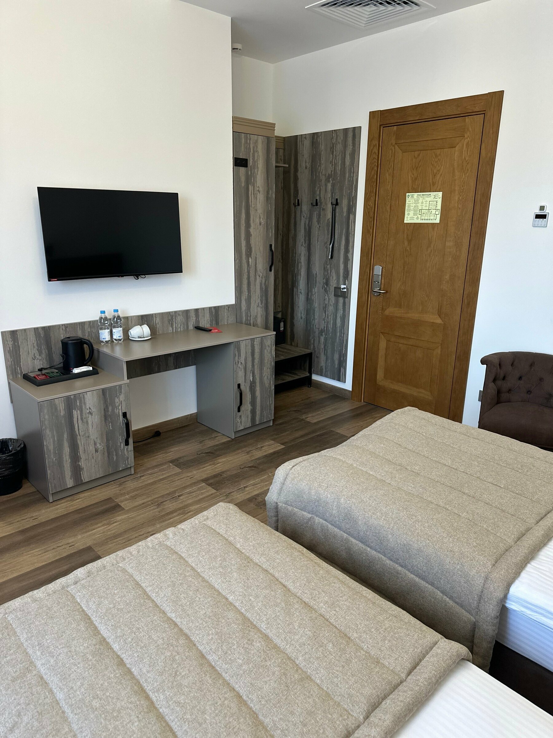 Стандарт двухместный 4-й этаж (406)