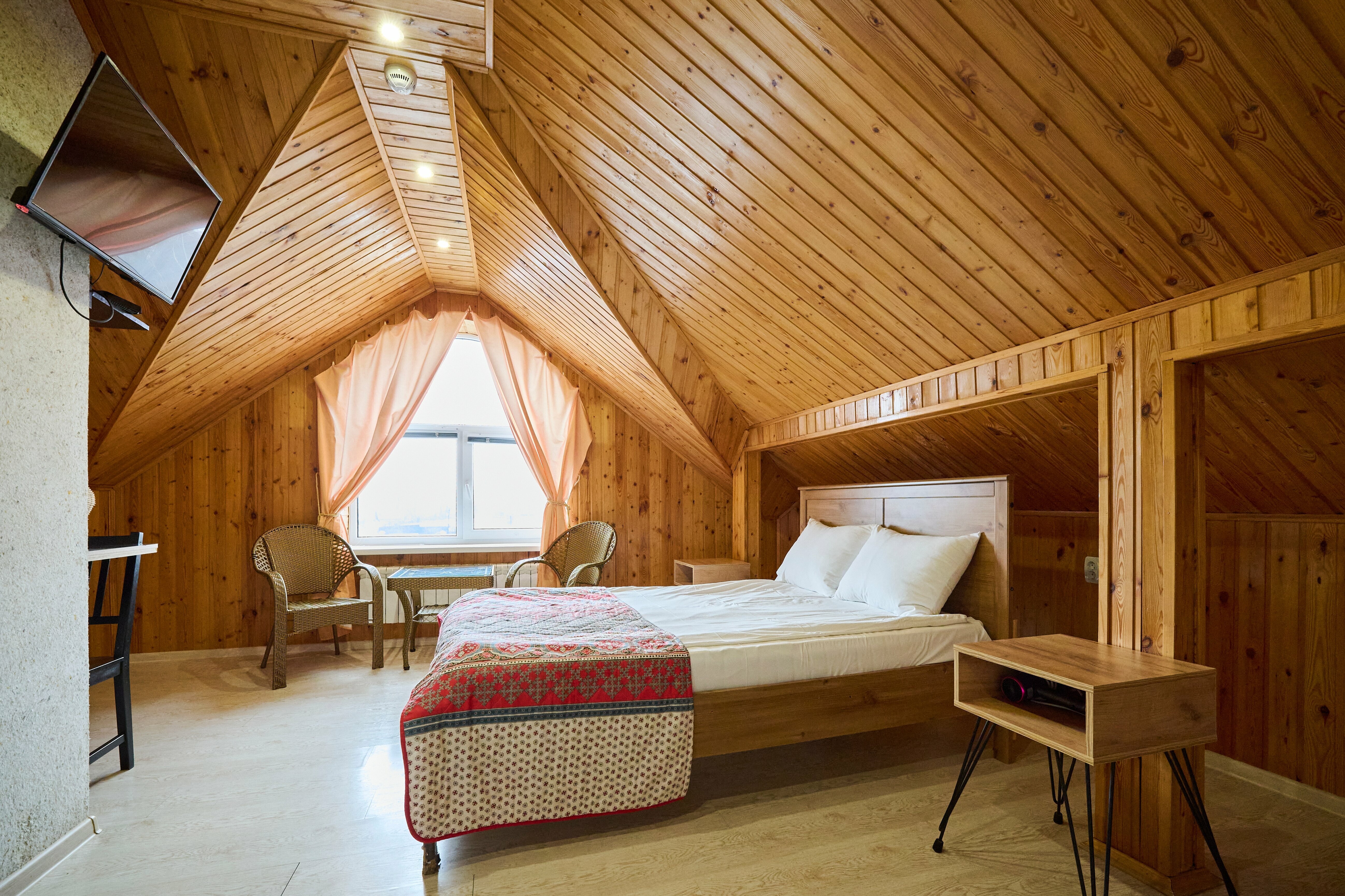 Улучшенный двухместный номер с 1 кроватью