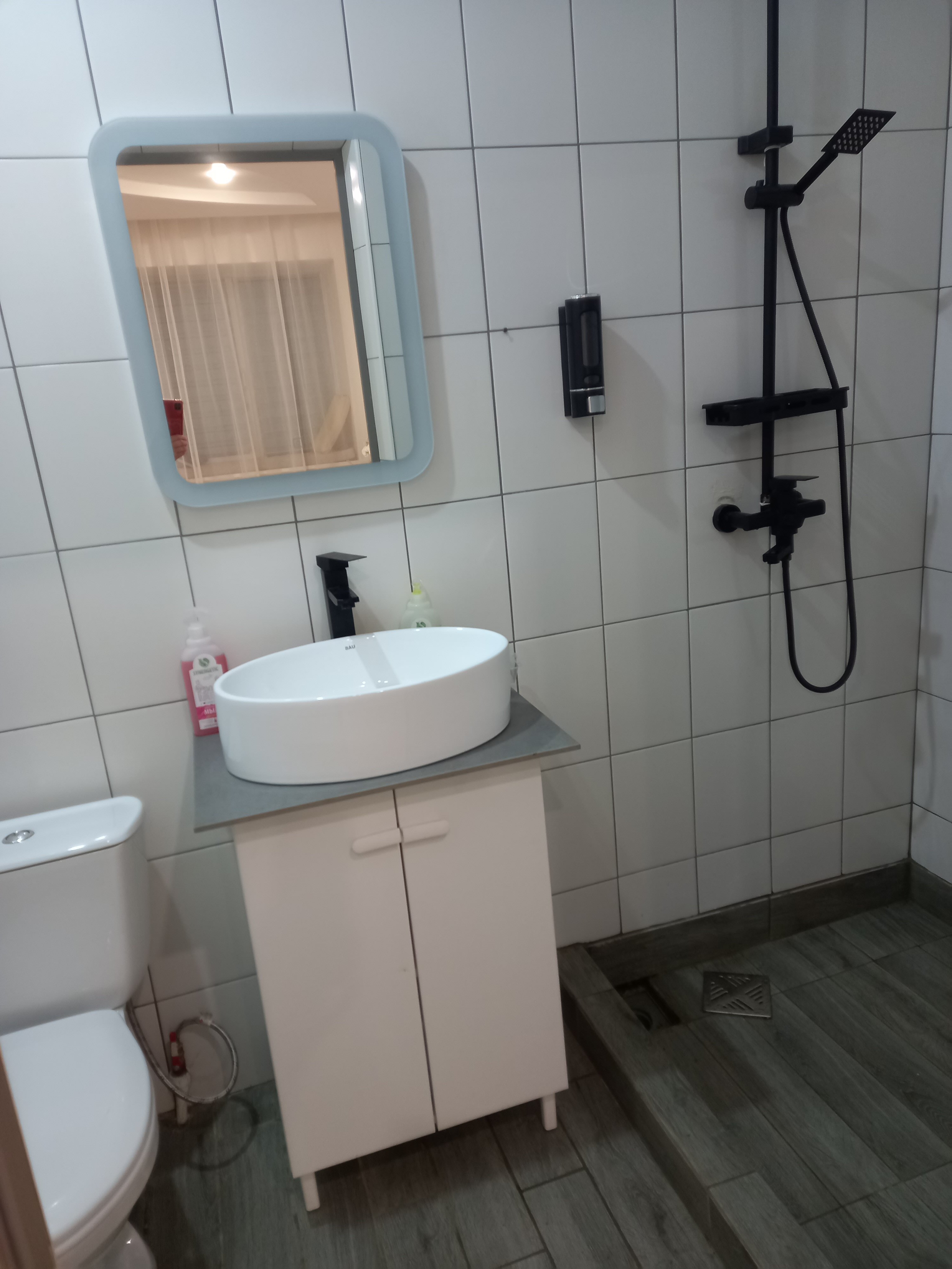 Студия вместимостью до 4 человек с односпальными кроватями