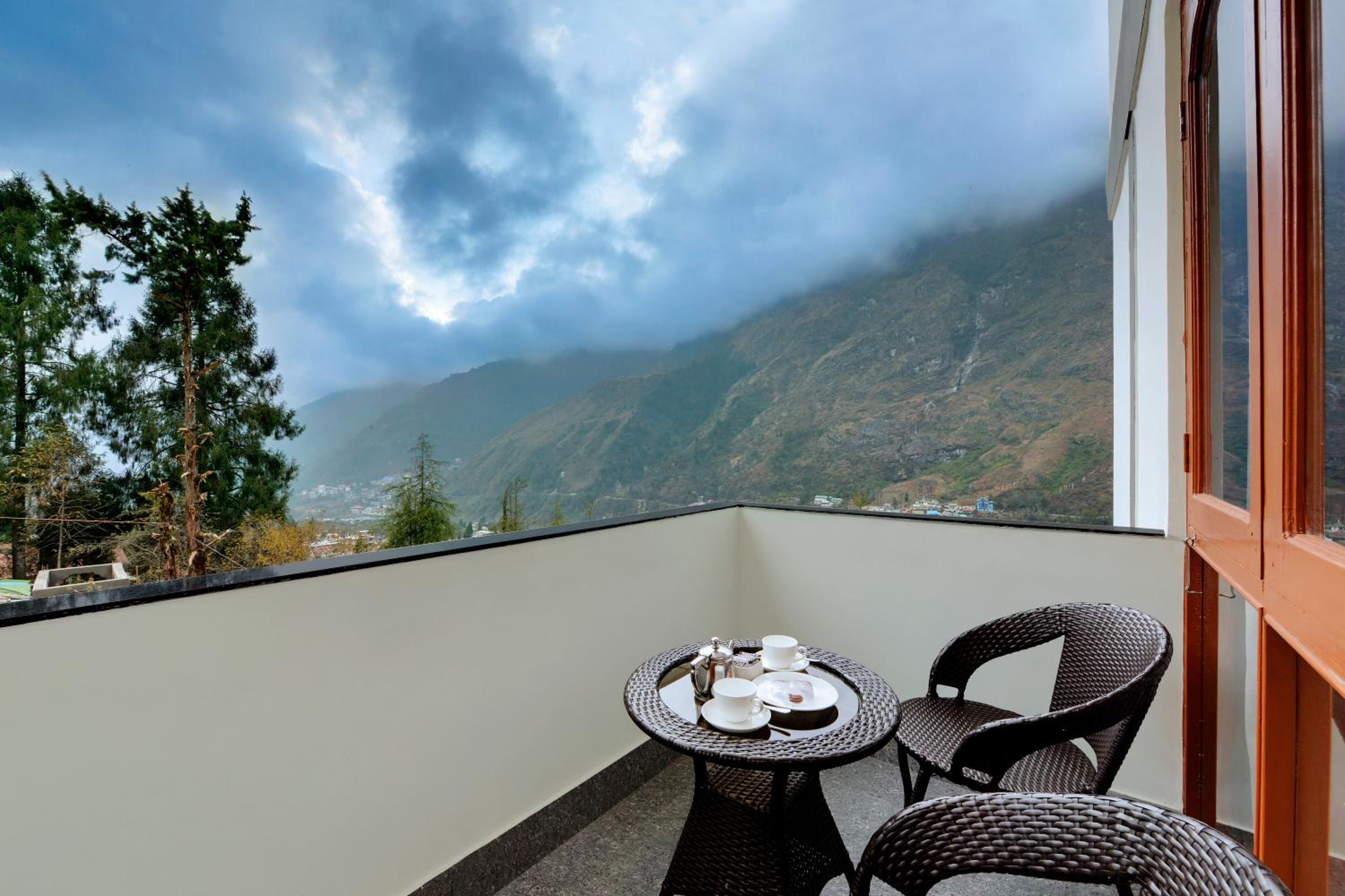 Premium Room with Balcony