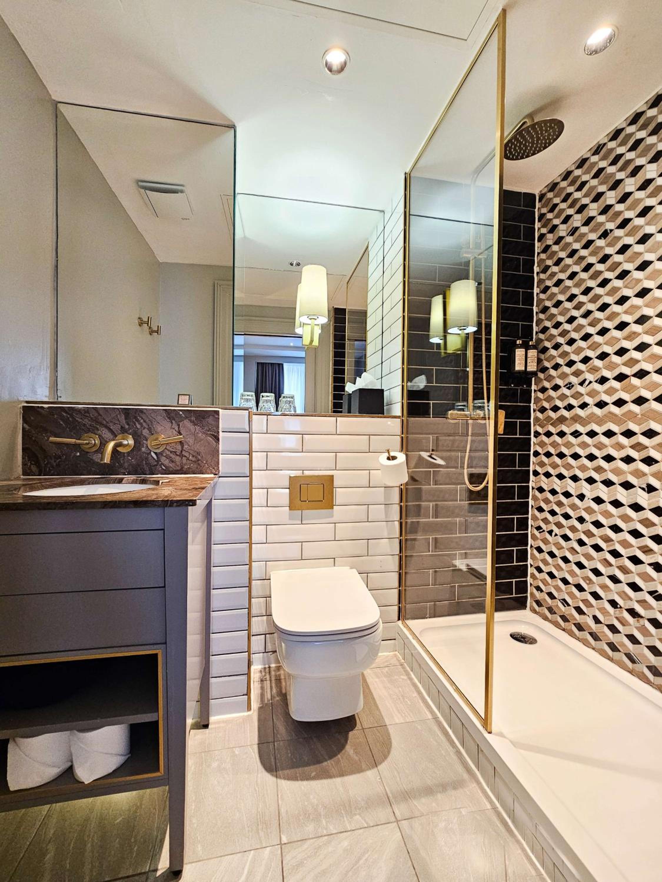 Boutique Triple Room