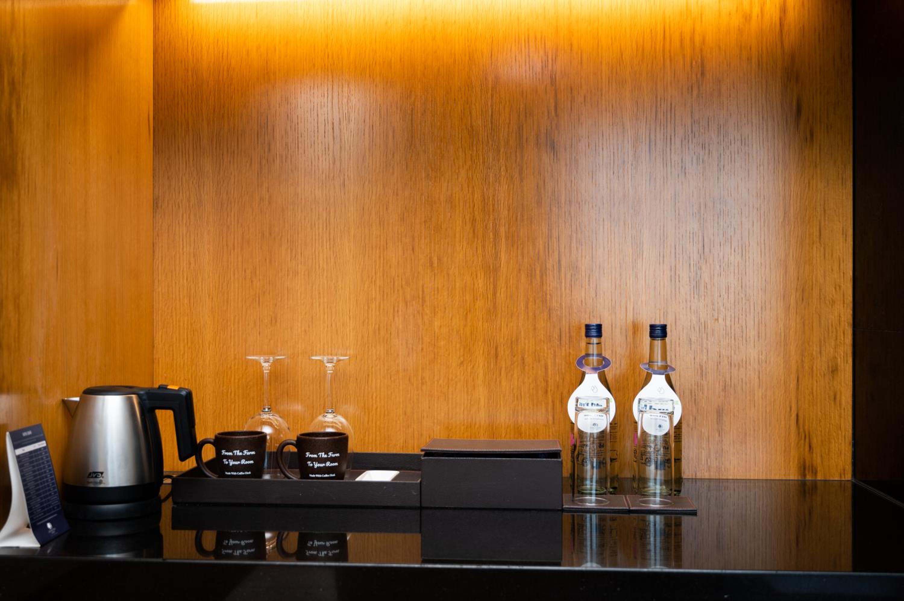 Executive King Suite with Lounge Access