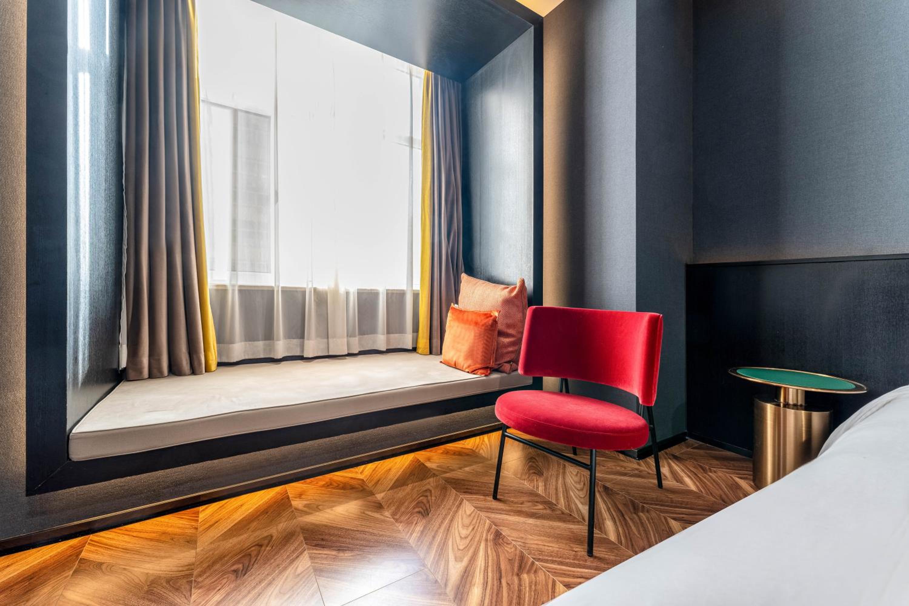 Standard Twin Room with Two Queen Beds