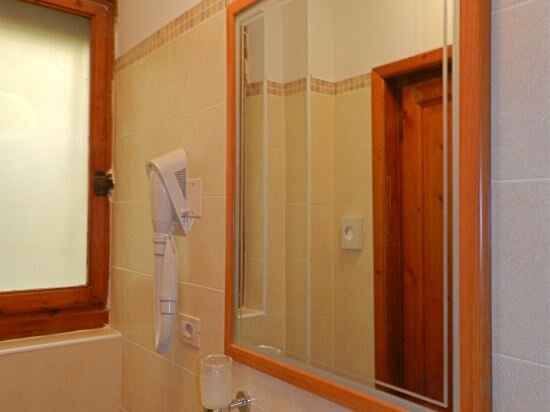 Economy Double Or Twin Room