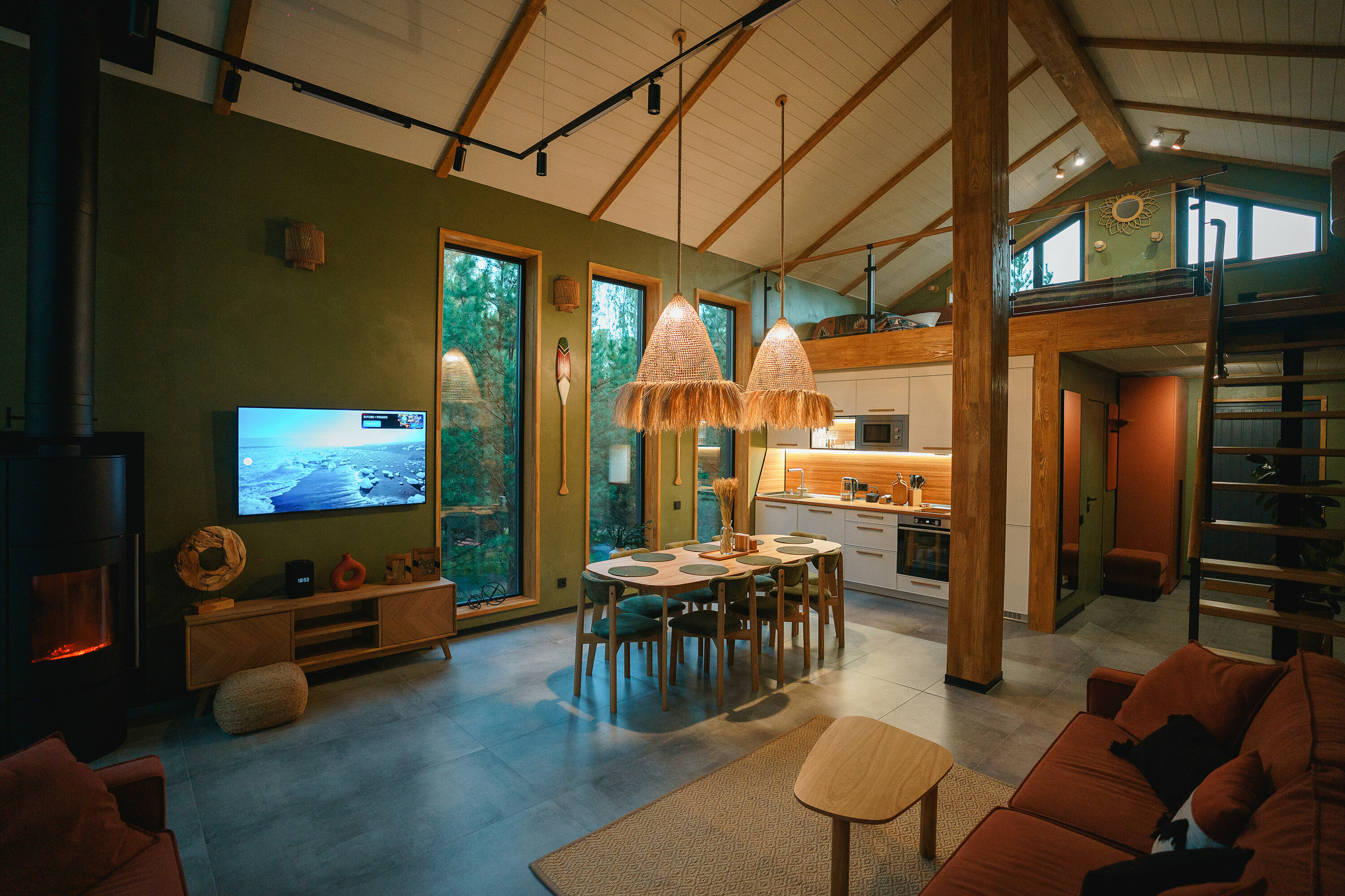 Коттедж с видом на лес