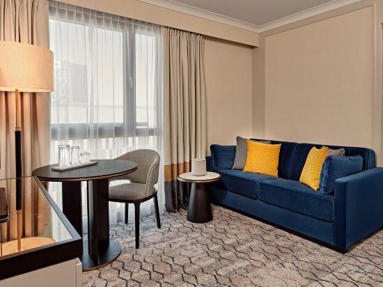 Junior King Suite with Panoramic View