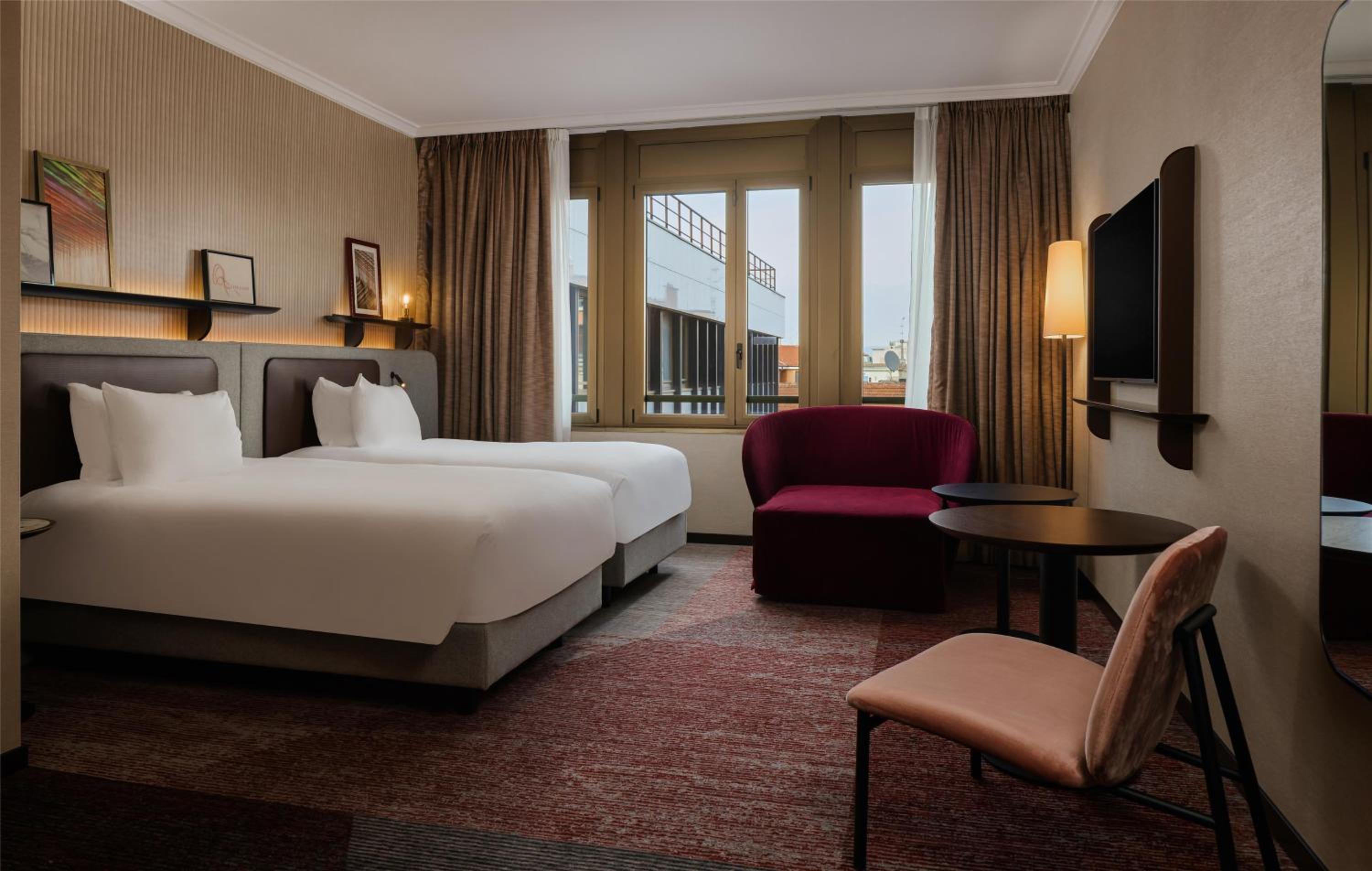 Executive Deluxe Twin Room
