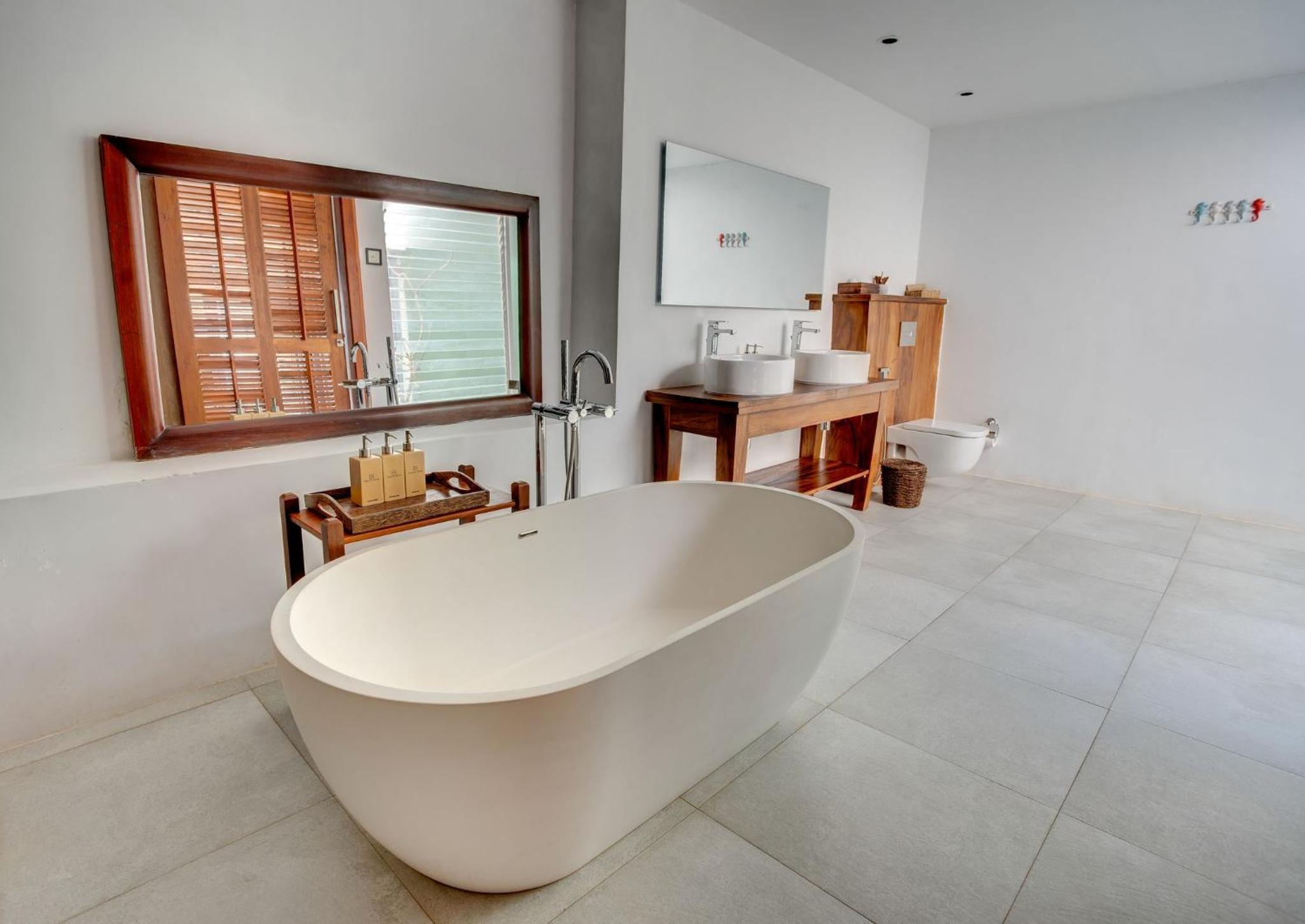 Aliya - Suite Room with Ocean View 