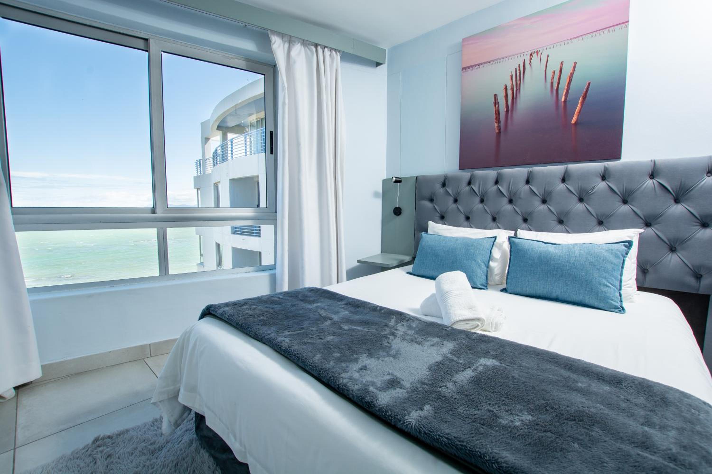 One Bedroom Sea Facing Suite