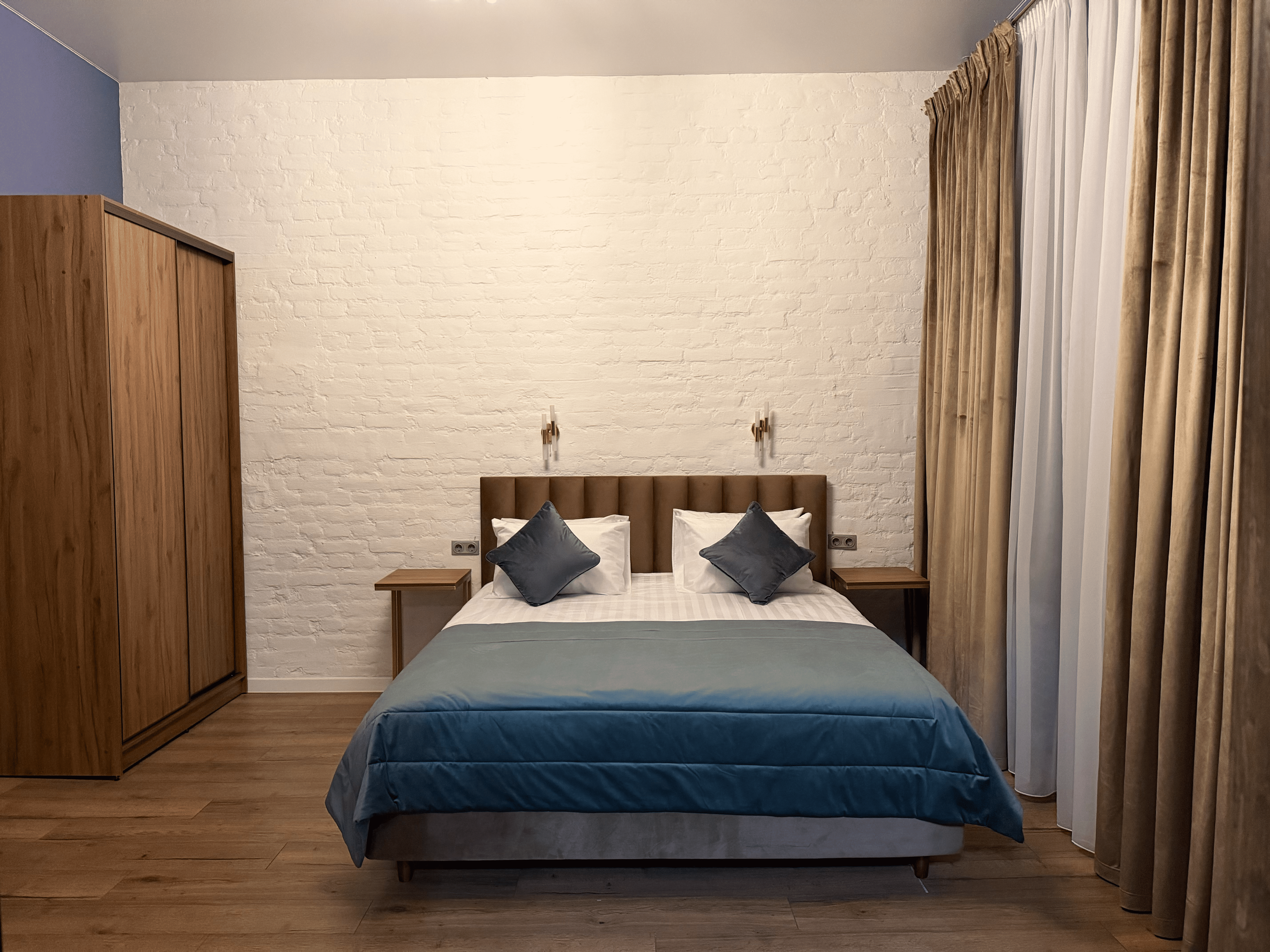 Двухкомнатные апартаменты с видом во внутренний дворик, 40 м2