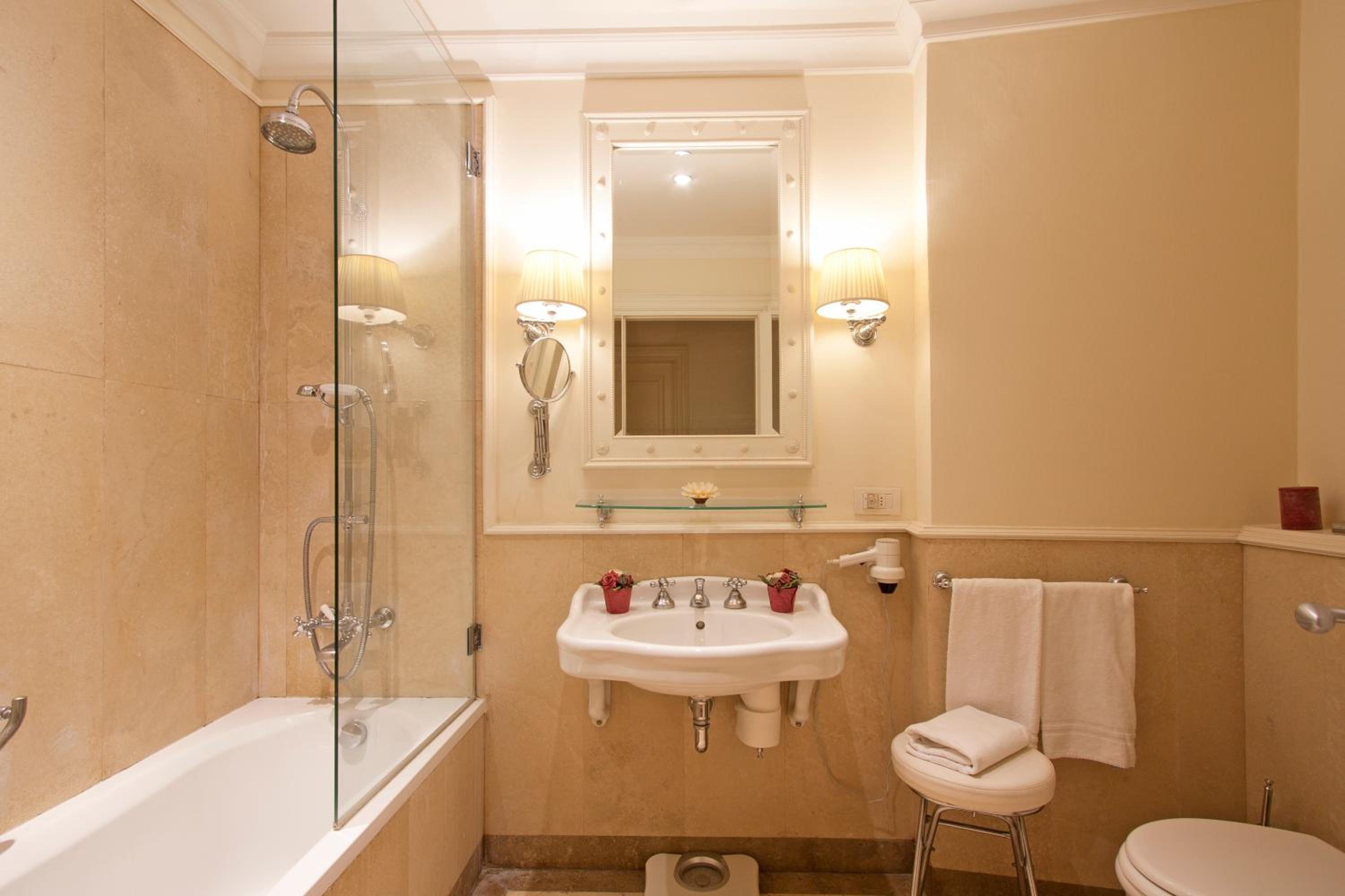 One-Bedroom Apartment with Terrace