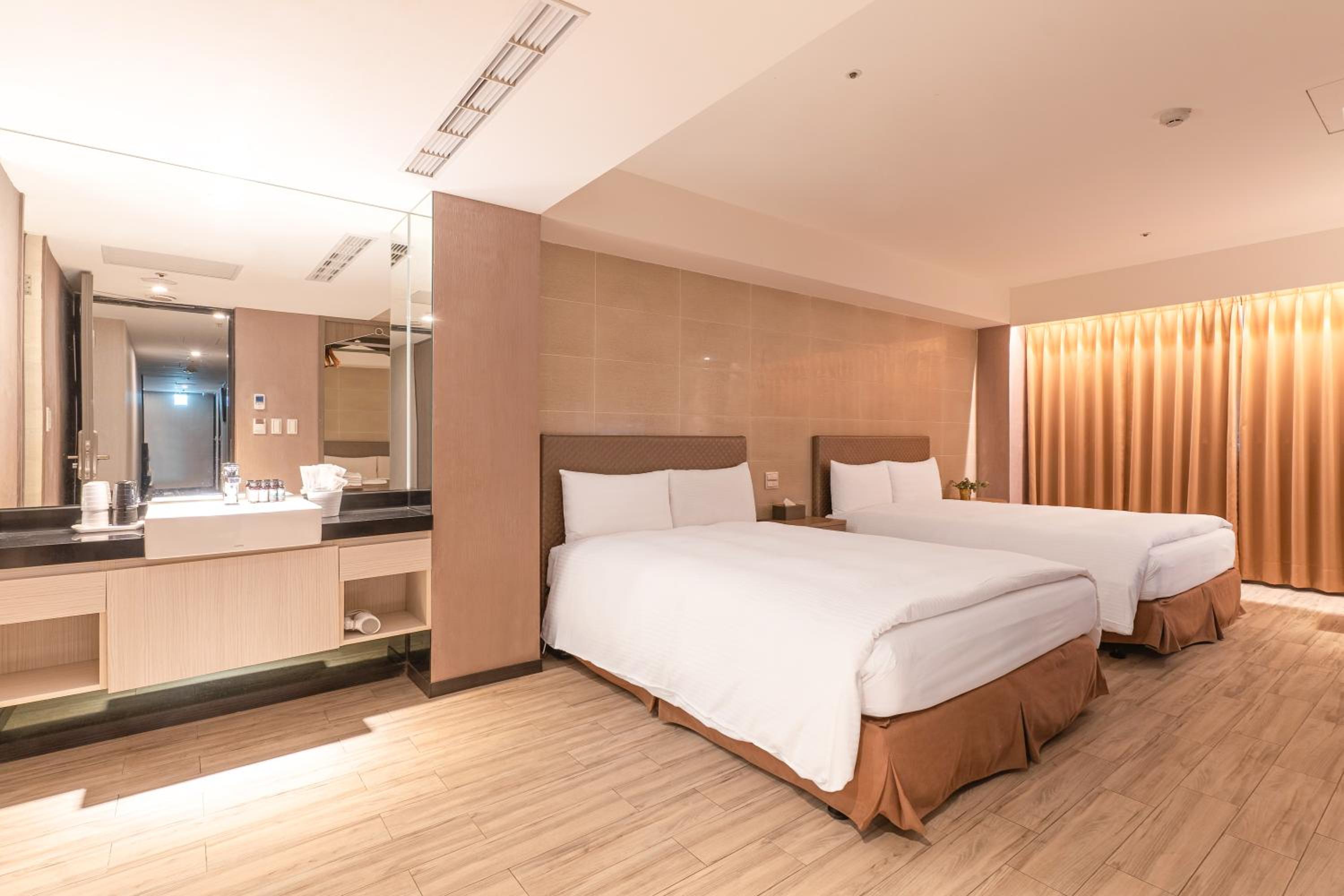 Superior Quadruple Room