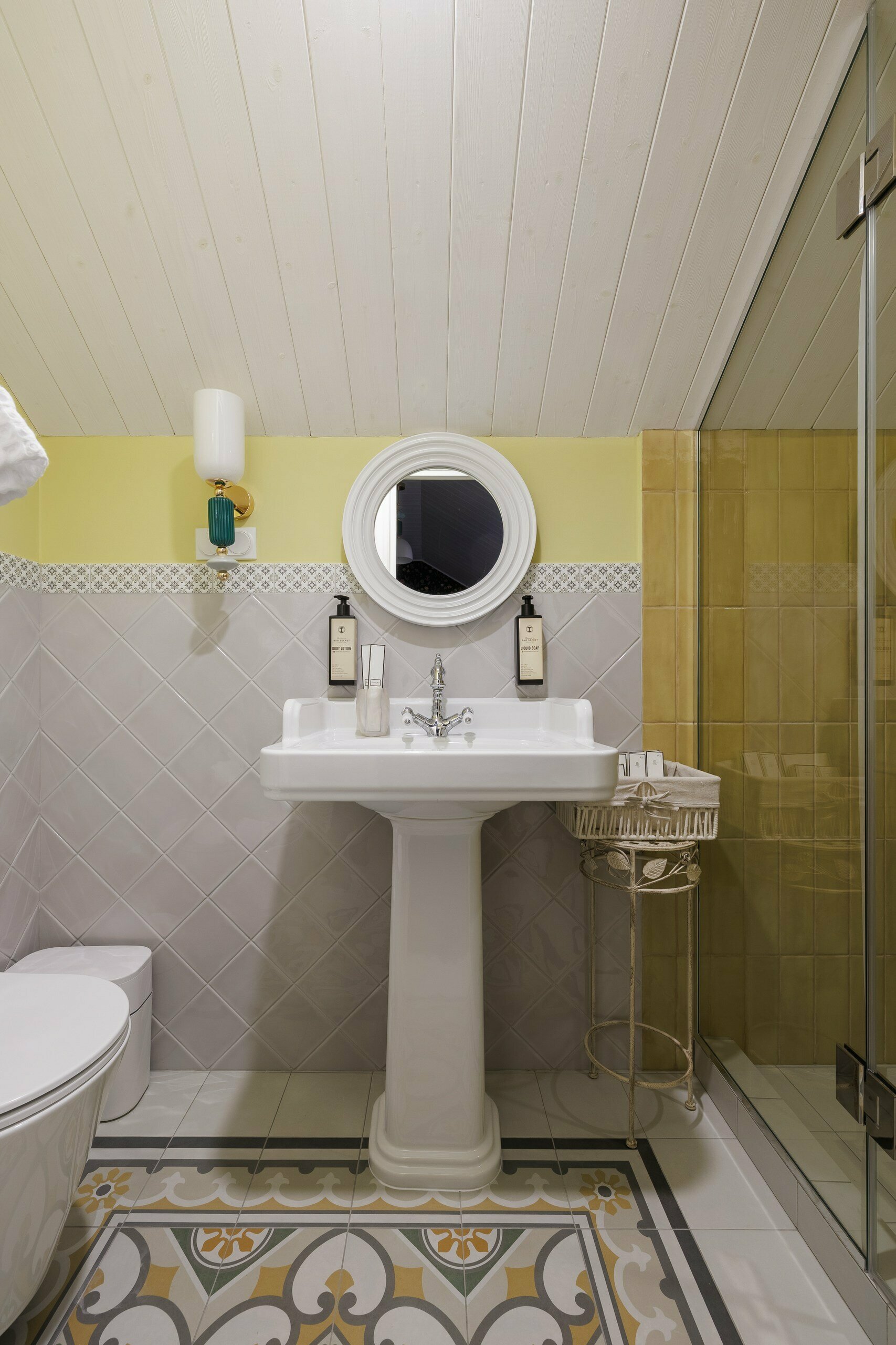 Стандарт мансардный  dbl   «Щелкунчик»