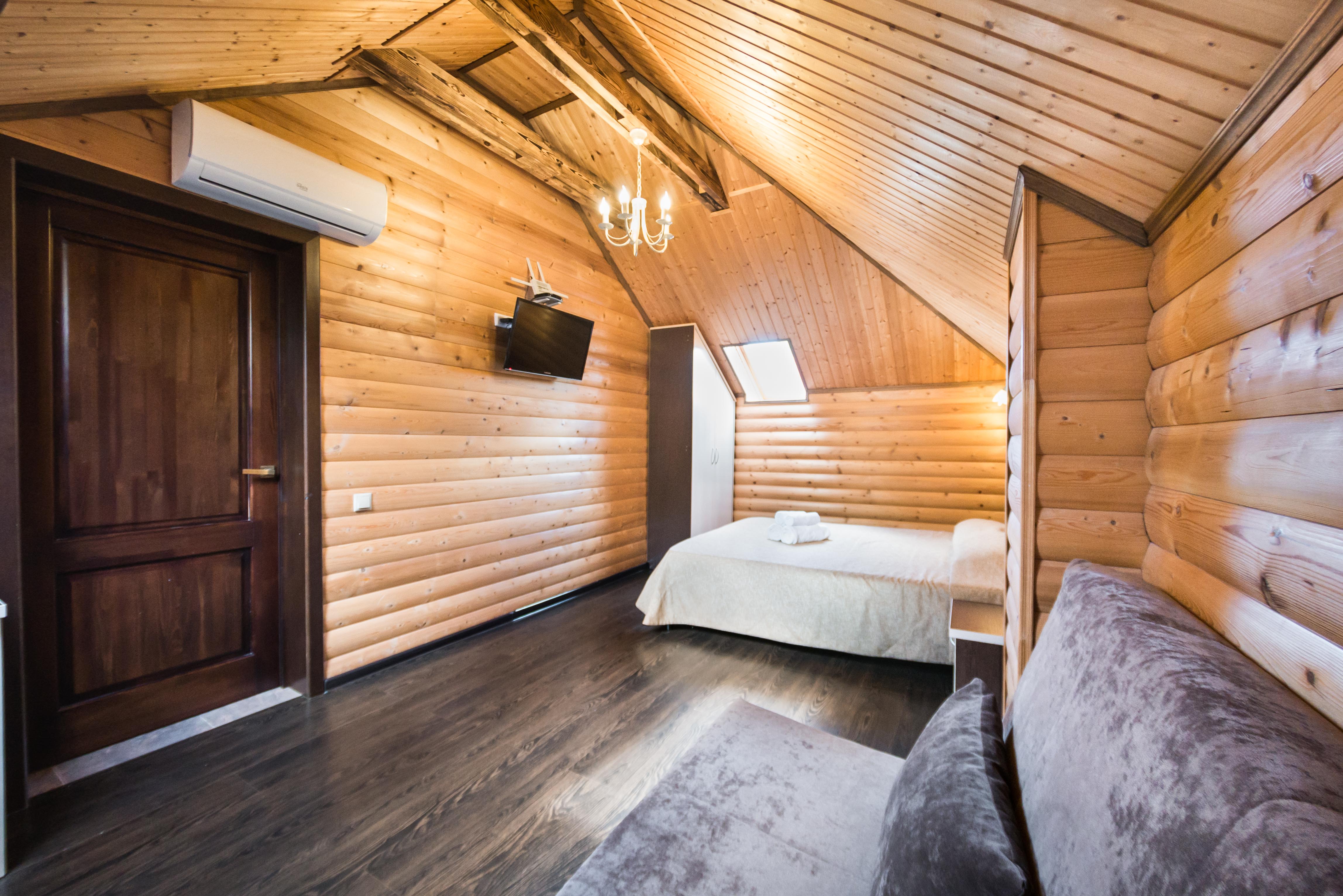 Коттедж с баней