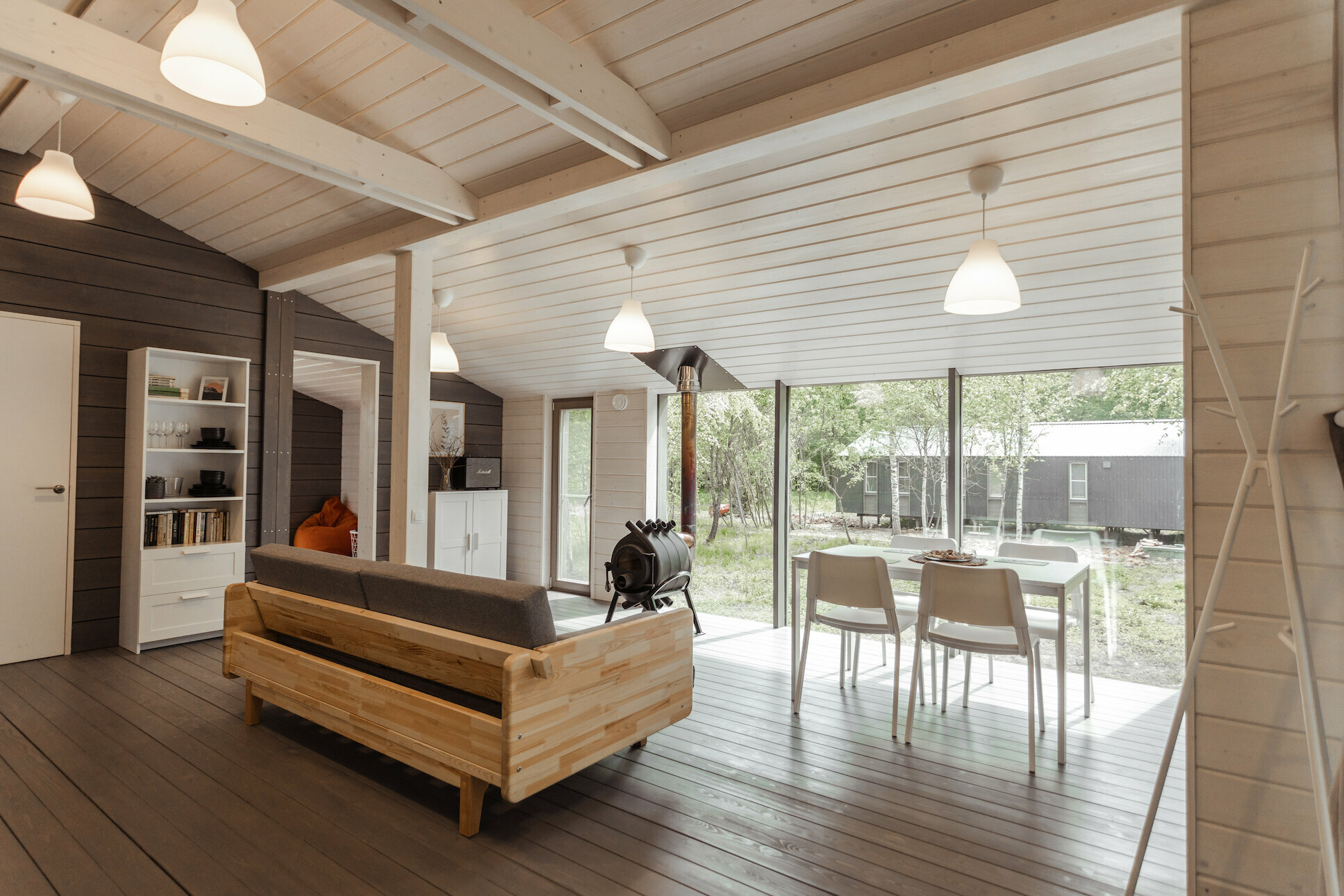 Коттедж с видом на лес