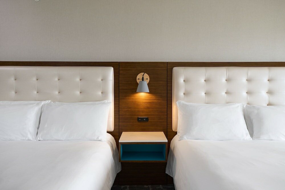 Room, 2 Queen Beds (Mobility/Hearing Access, Roll-In Shwr)