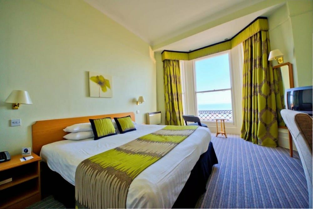 Executive Room, 1 King Bed, Non Smoking, Kitchenette