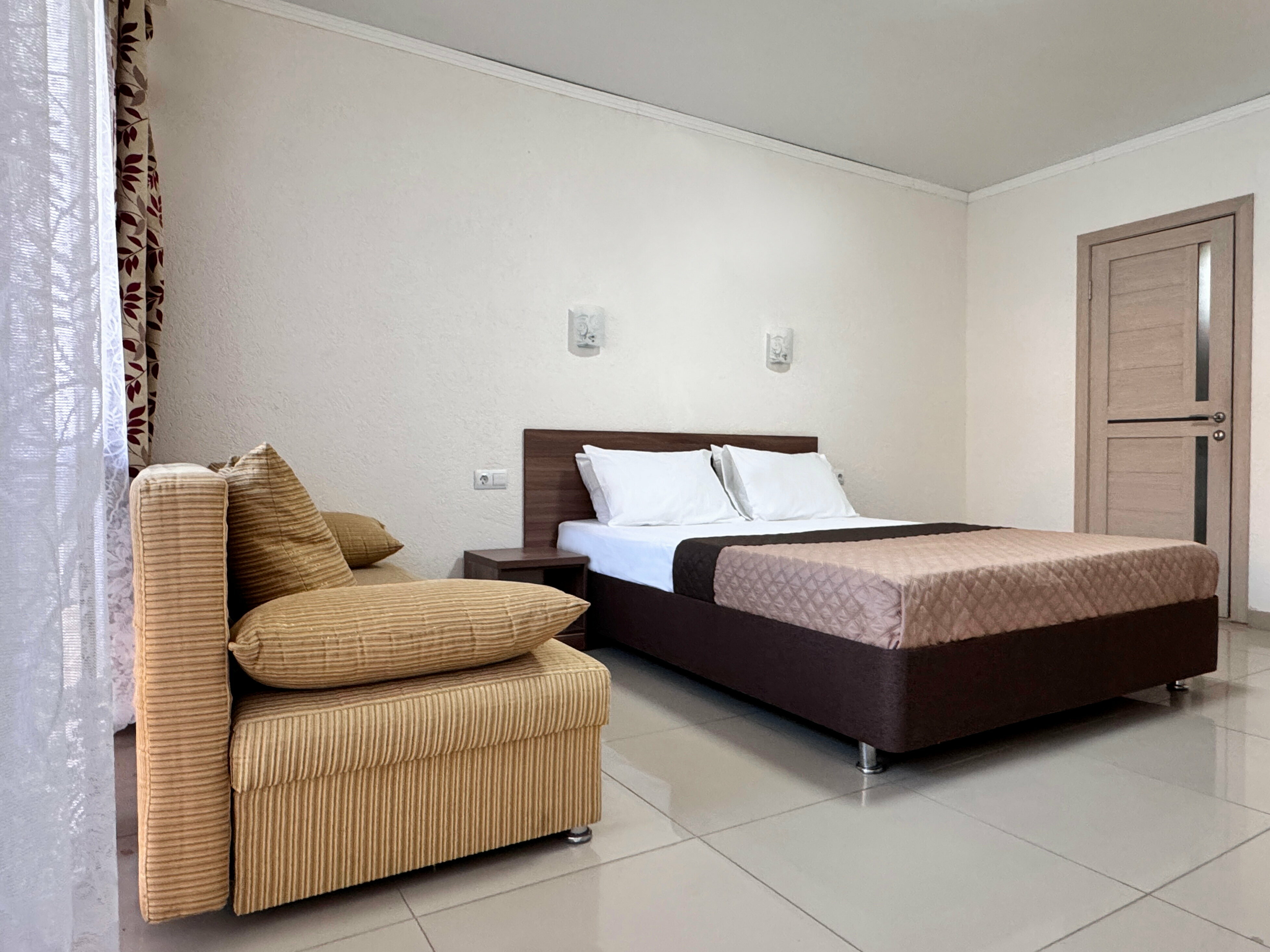 Четырехместный комфорт с зоной отдыха