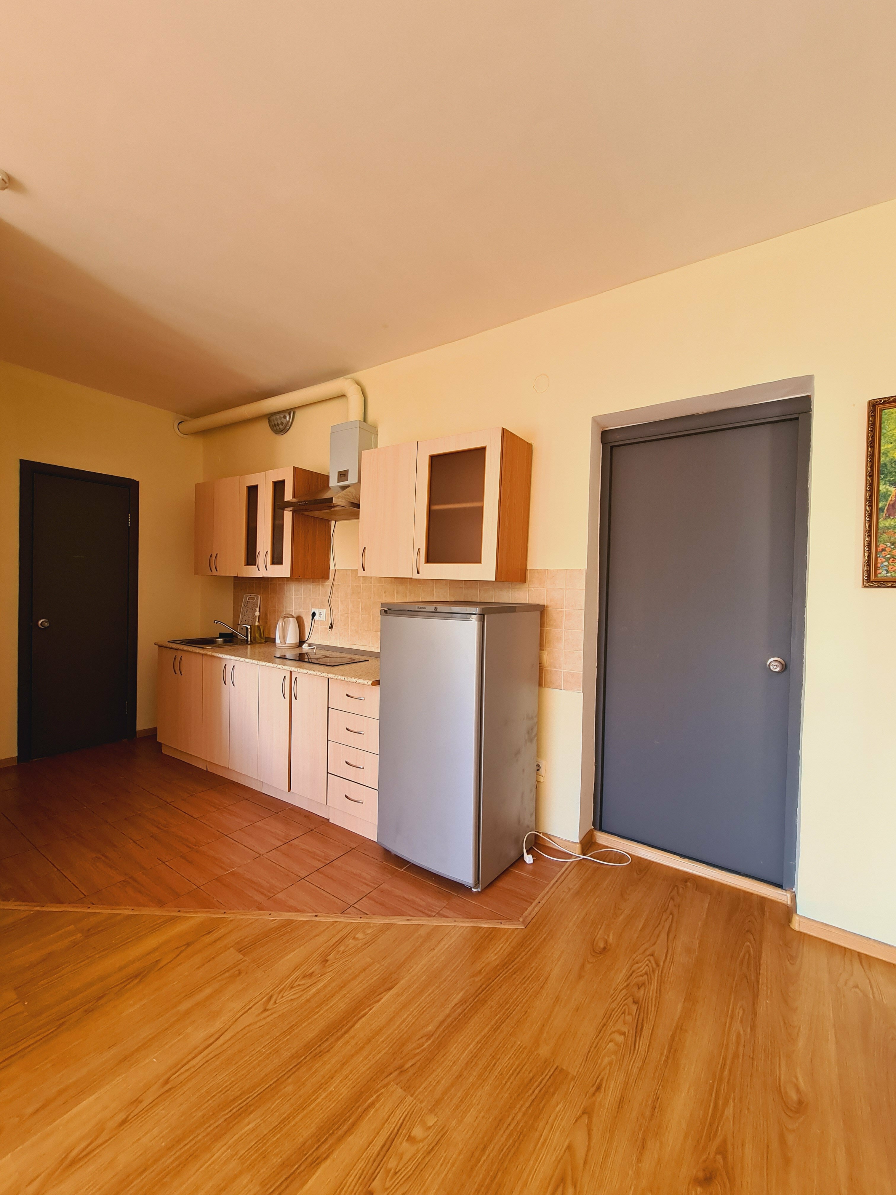 ЛЮКС двухкомнатный, 6-ти местный, с кухней