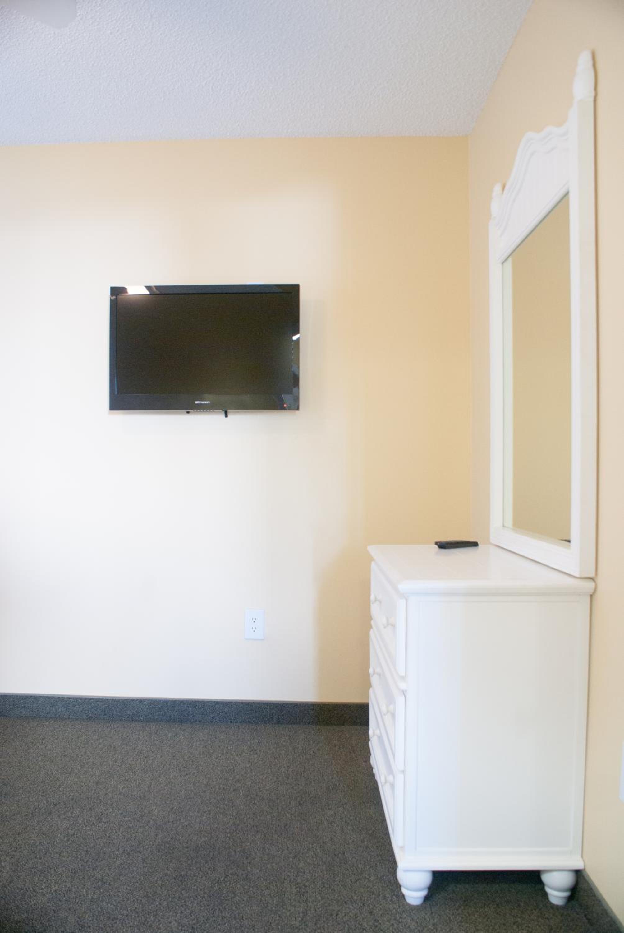 Deluxe Two-Bedroom Apartment