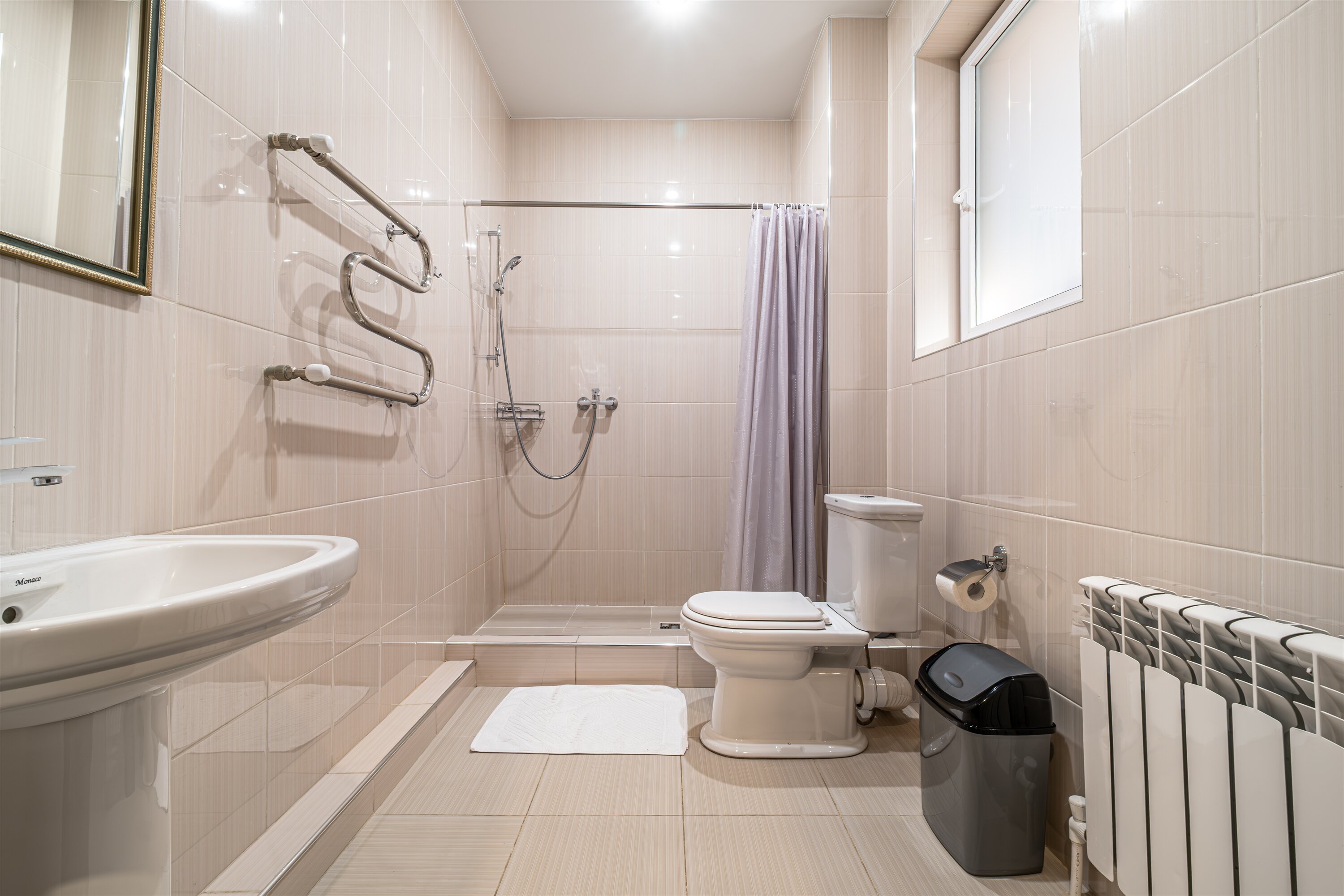 Стандартный трехместный номер