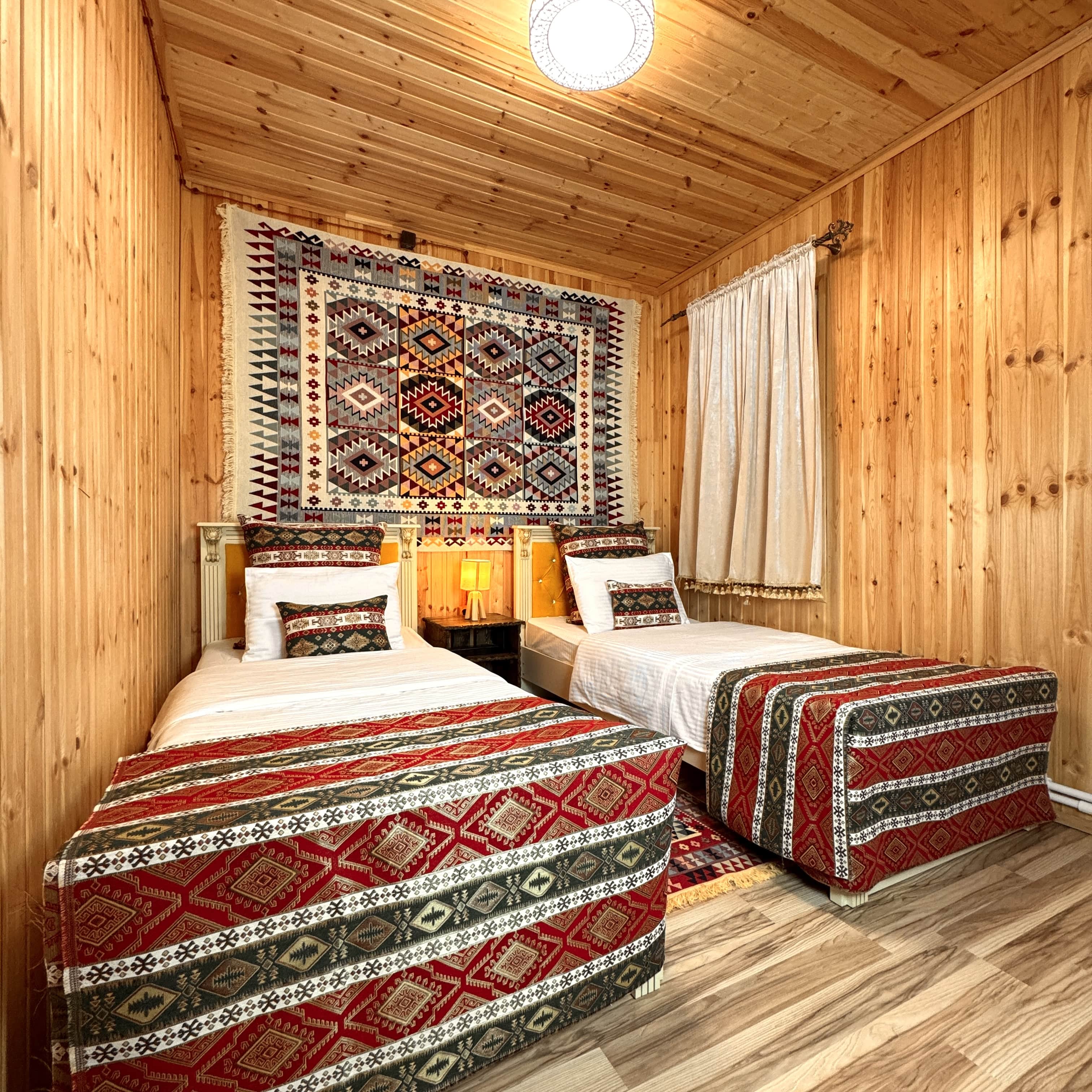 Трехкомнатный комфорт с кухонным уголком | 1 этаж