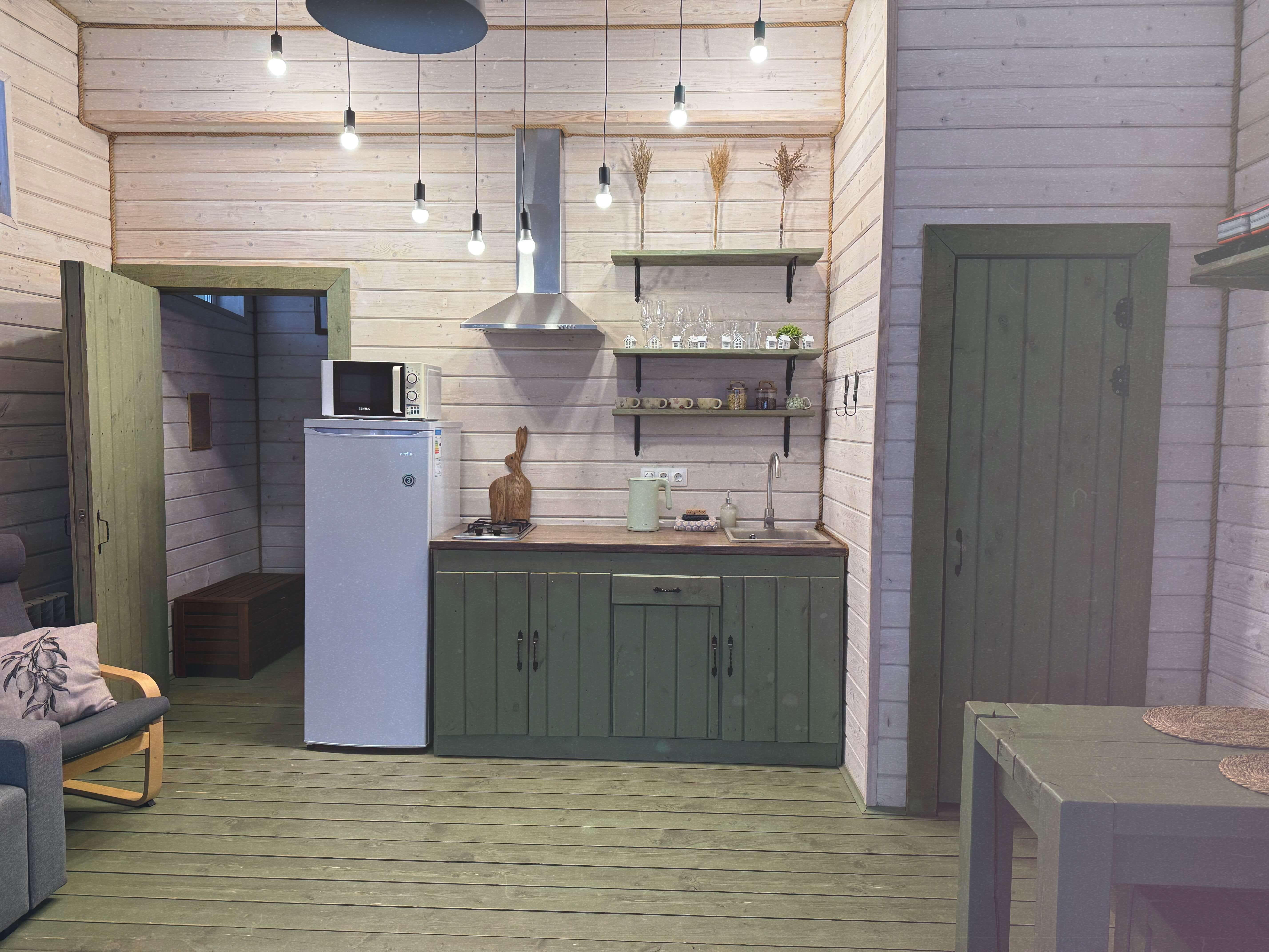 Двухкомнатный дом GREEN с видом на озеро и лес