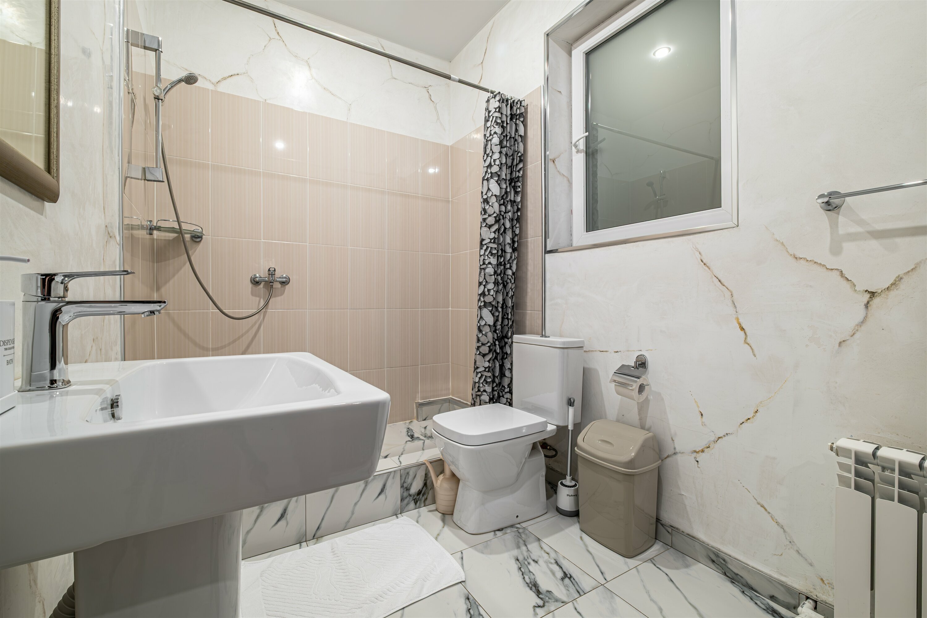 Улучшенный трехместный номер