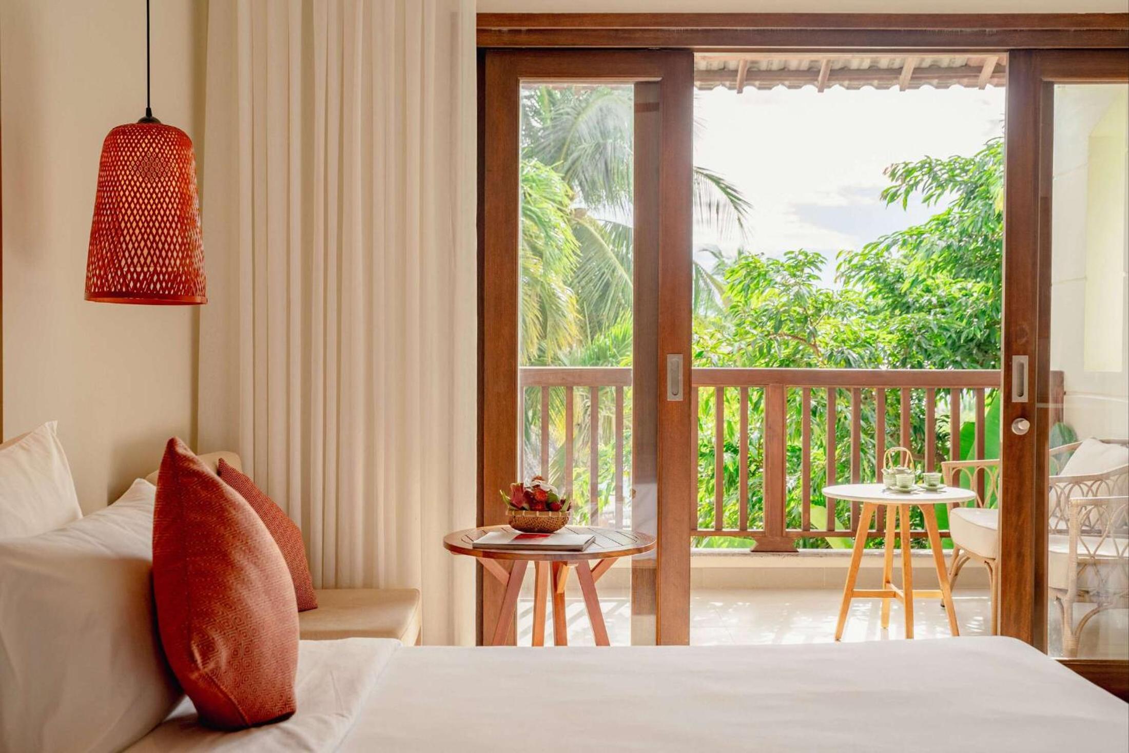 Pax Seaview with Two Single Beds