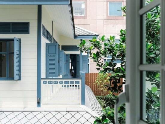 Classical Standard Room