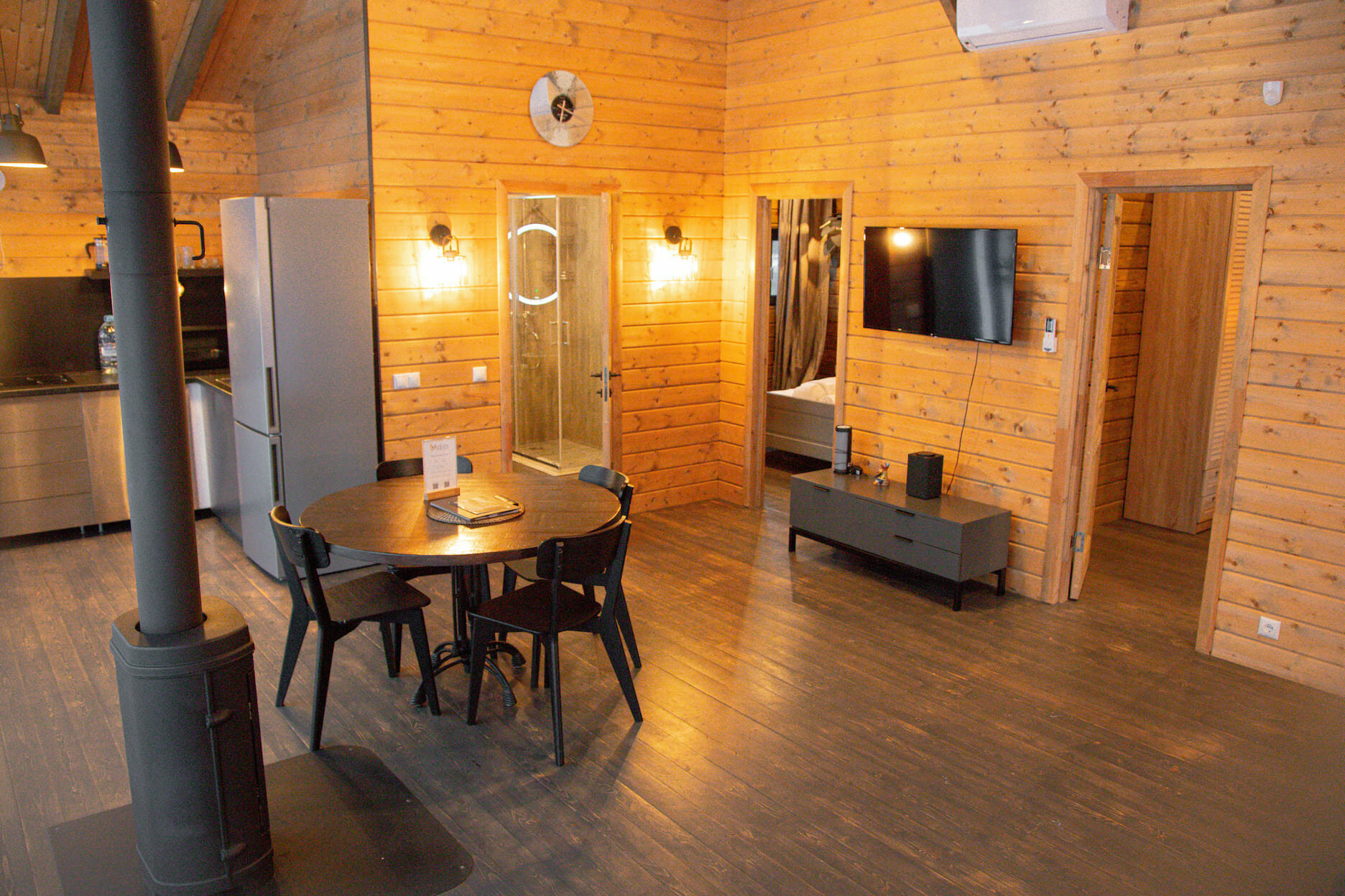 Коттедж с видом на лес