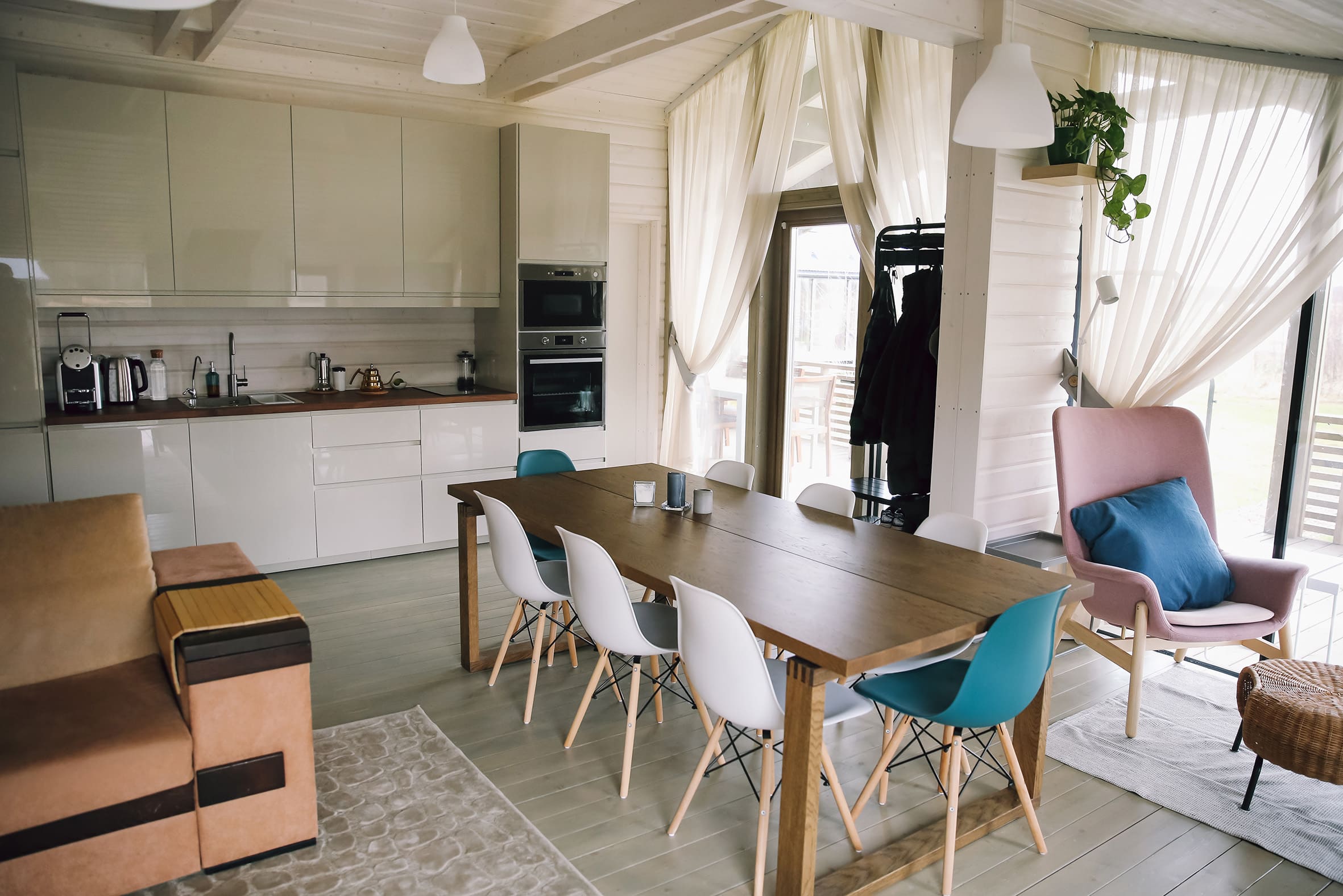 Коттедж с видом на лес