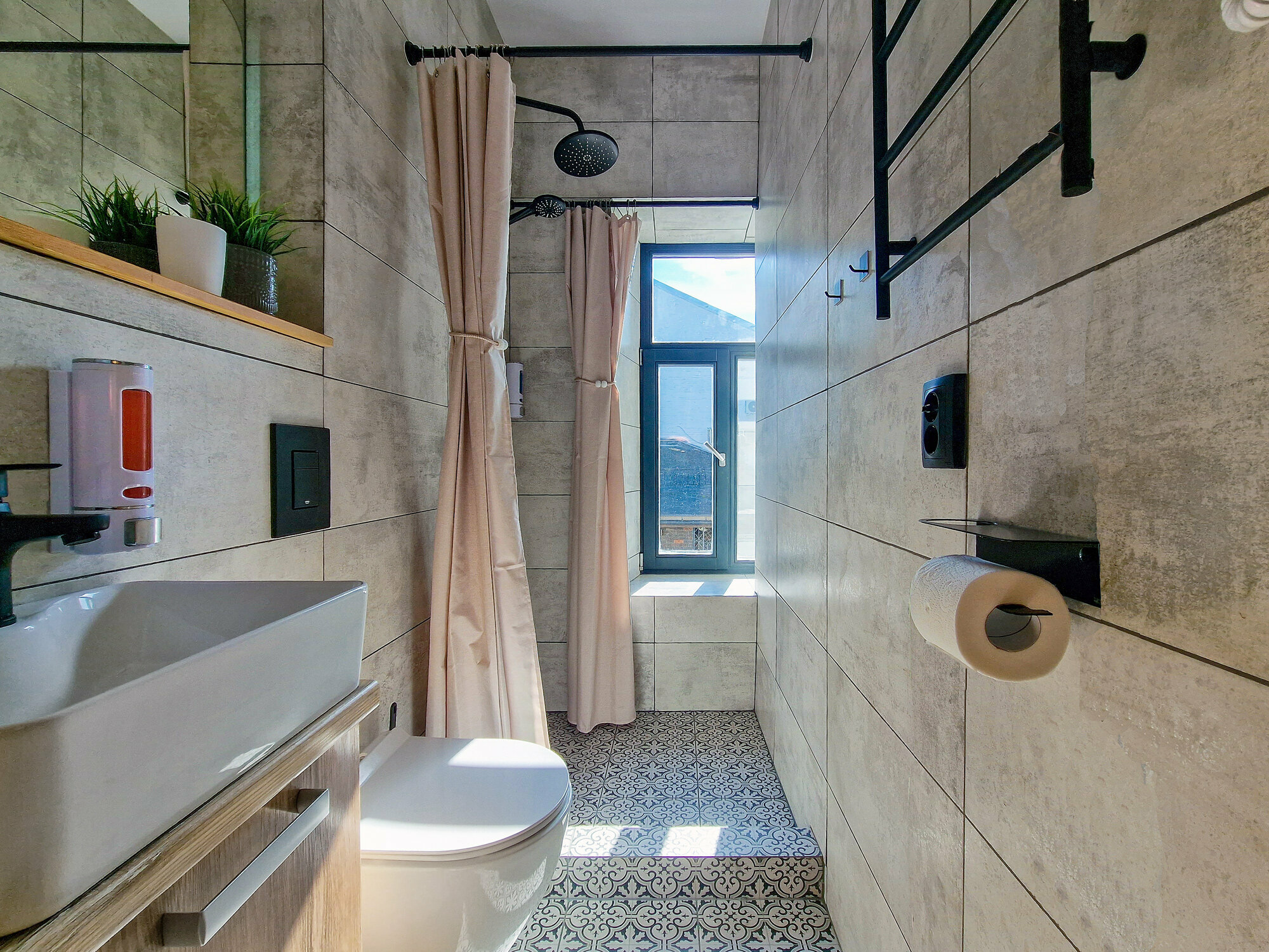 Однокомнатные апартаменты люкс с видом на гаргулей