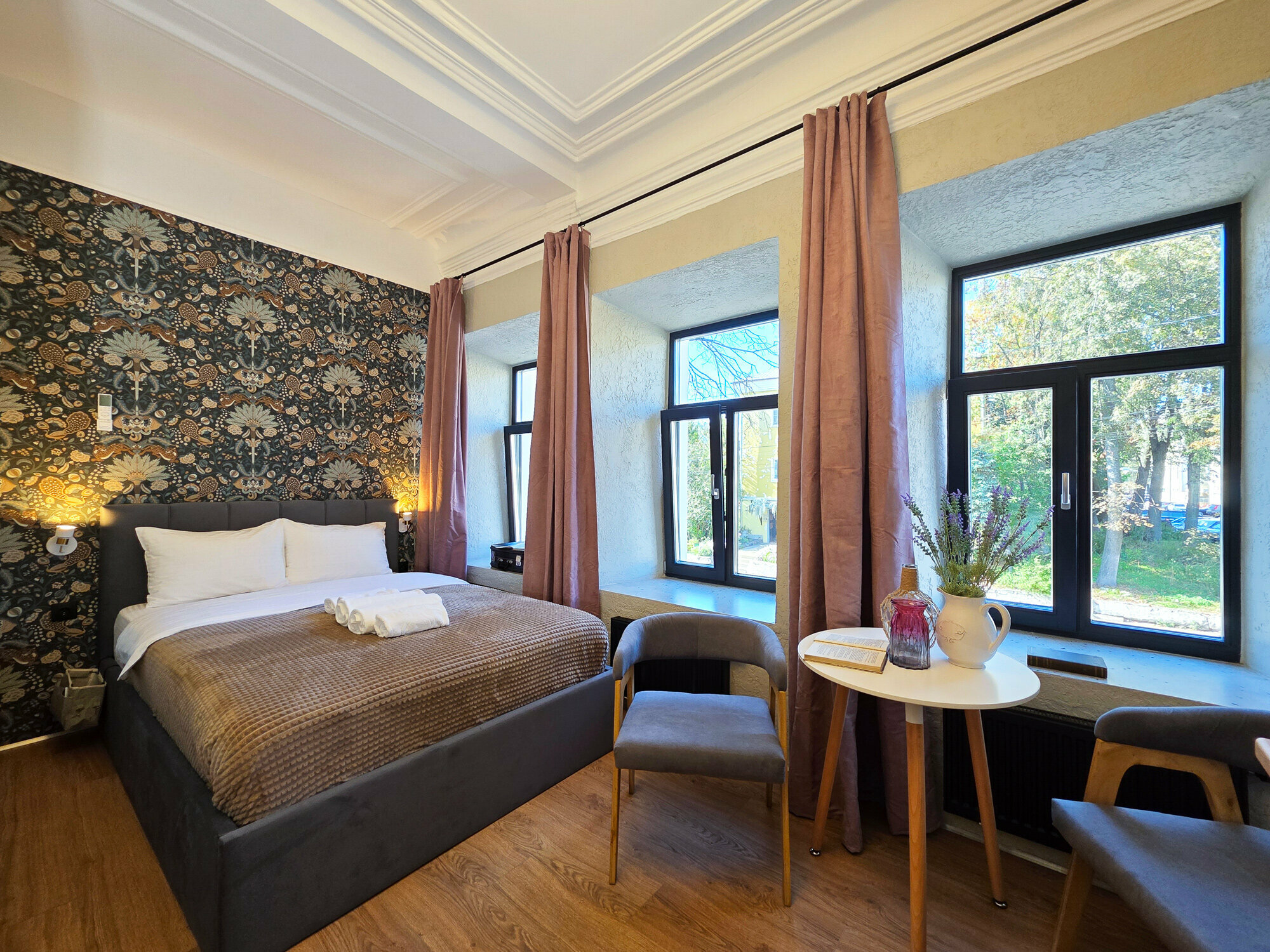 Однокомнатные апартаменты люкс с видом на монастырь