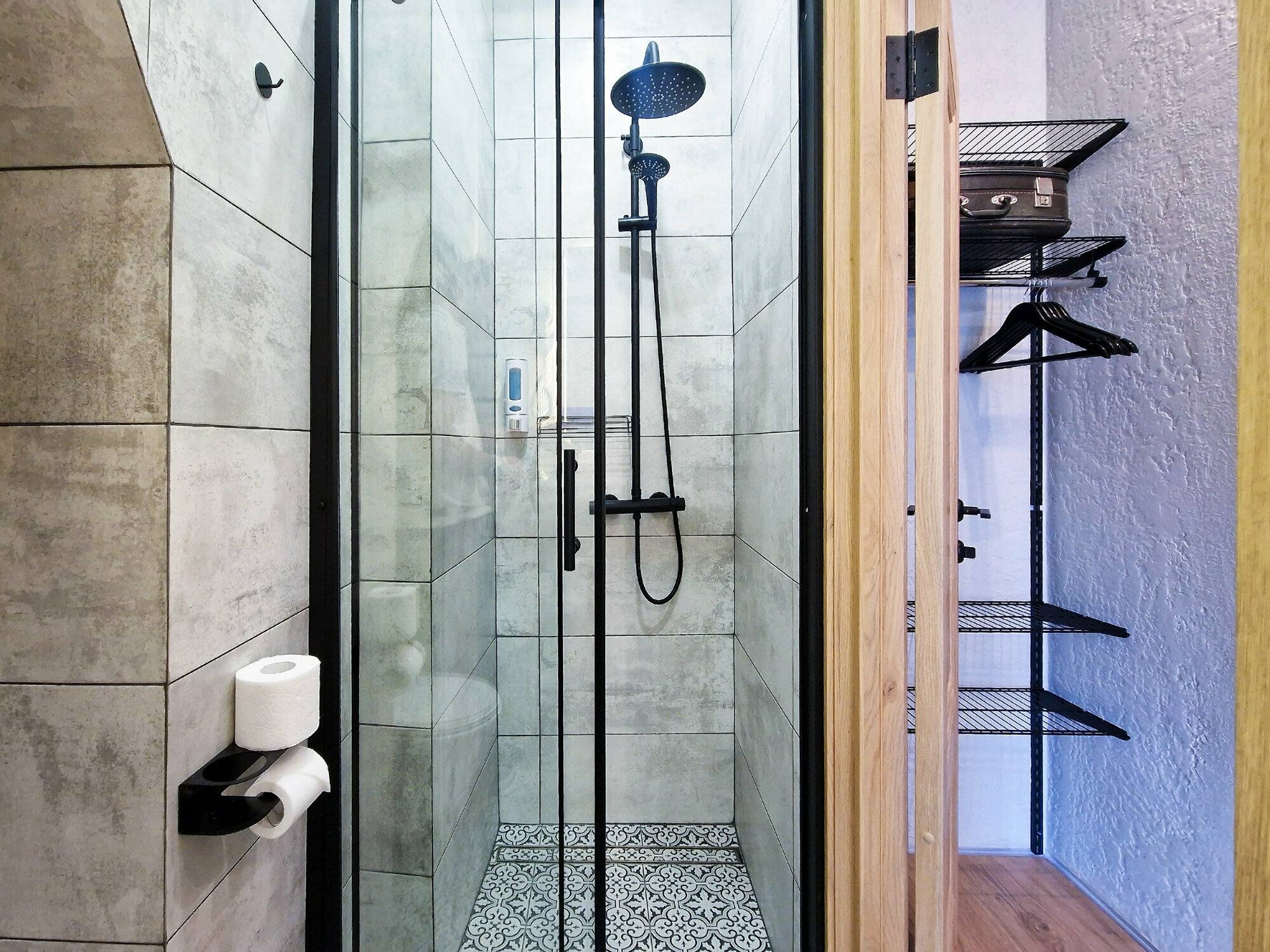 Однокомнатные апартаменты люкс с видом на гаргулей