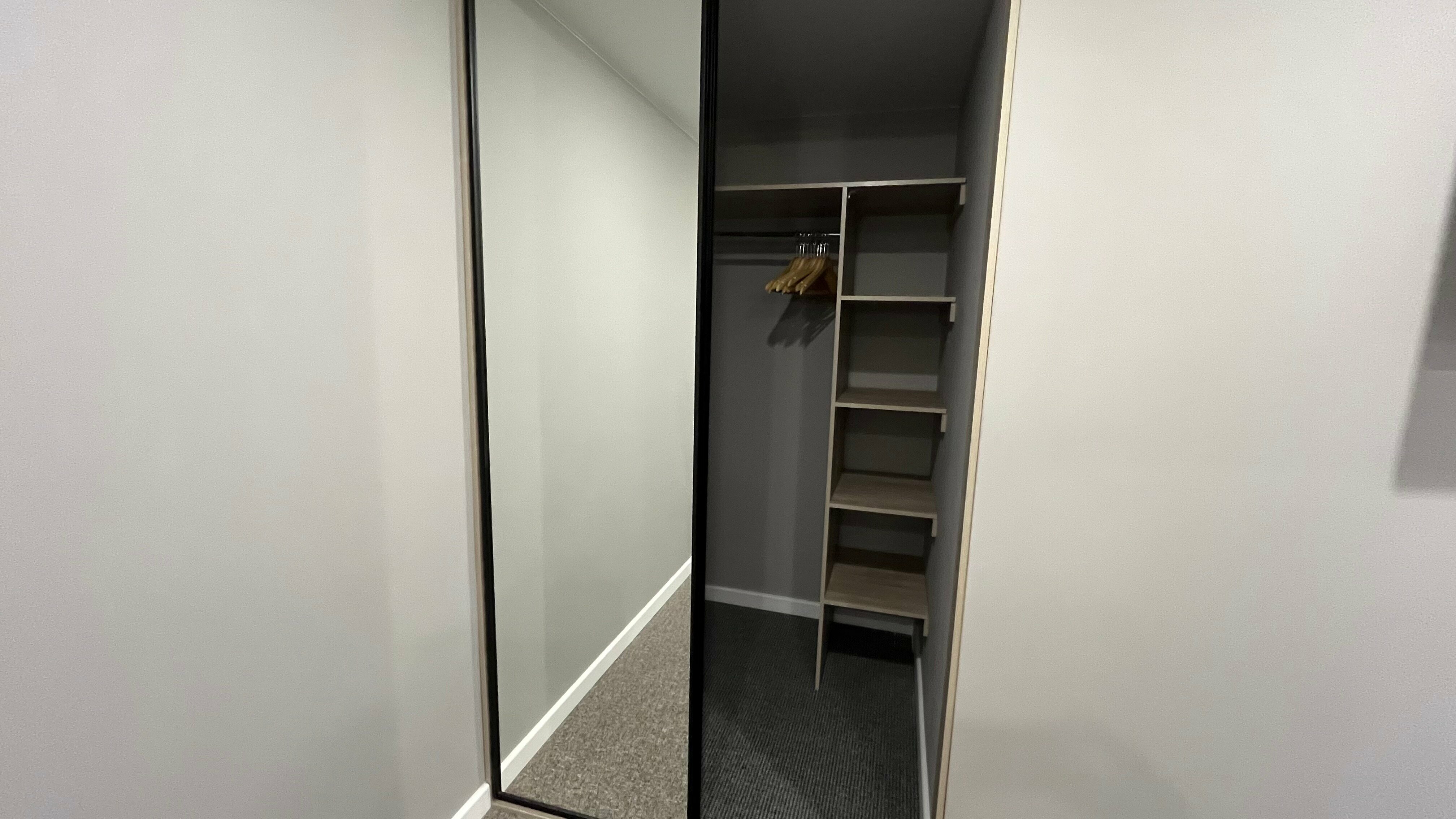 Джуниор Сюит "Улучшенный с балконом"