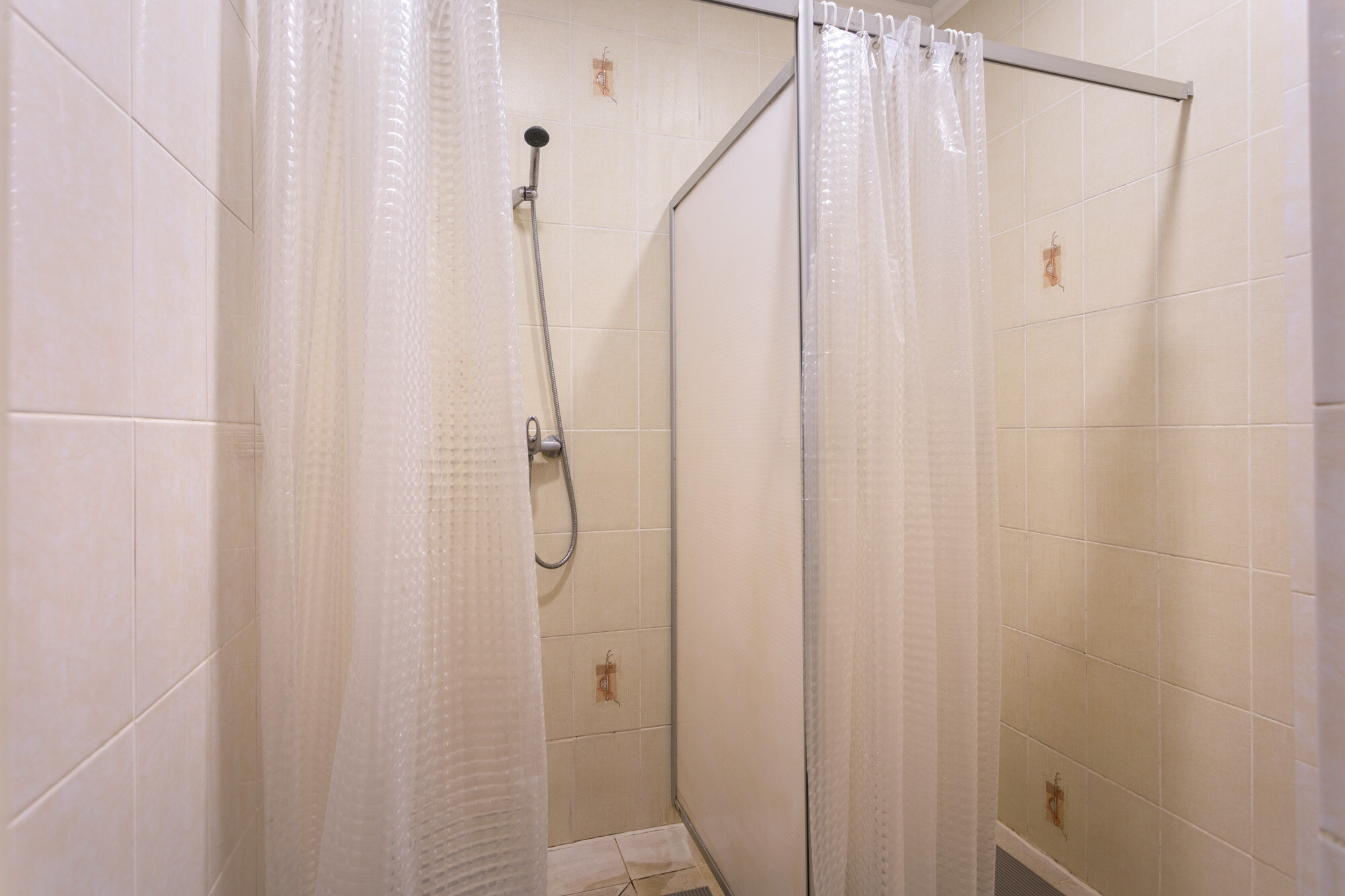 Бюджетный  Одноместный номер с общей ванной комнатой