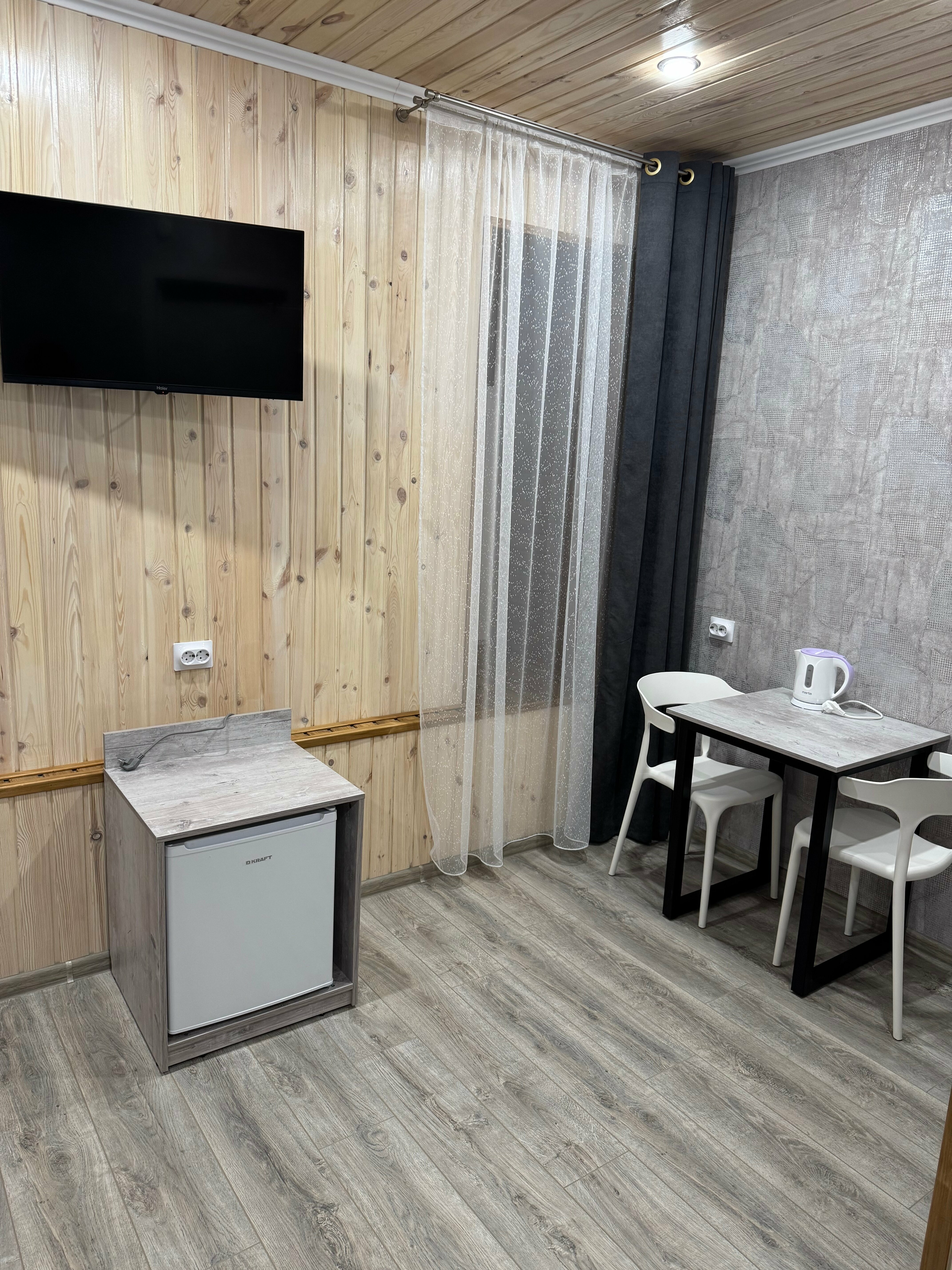 Двухместный улучшенный номер с двуспальной кроватью