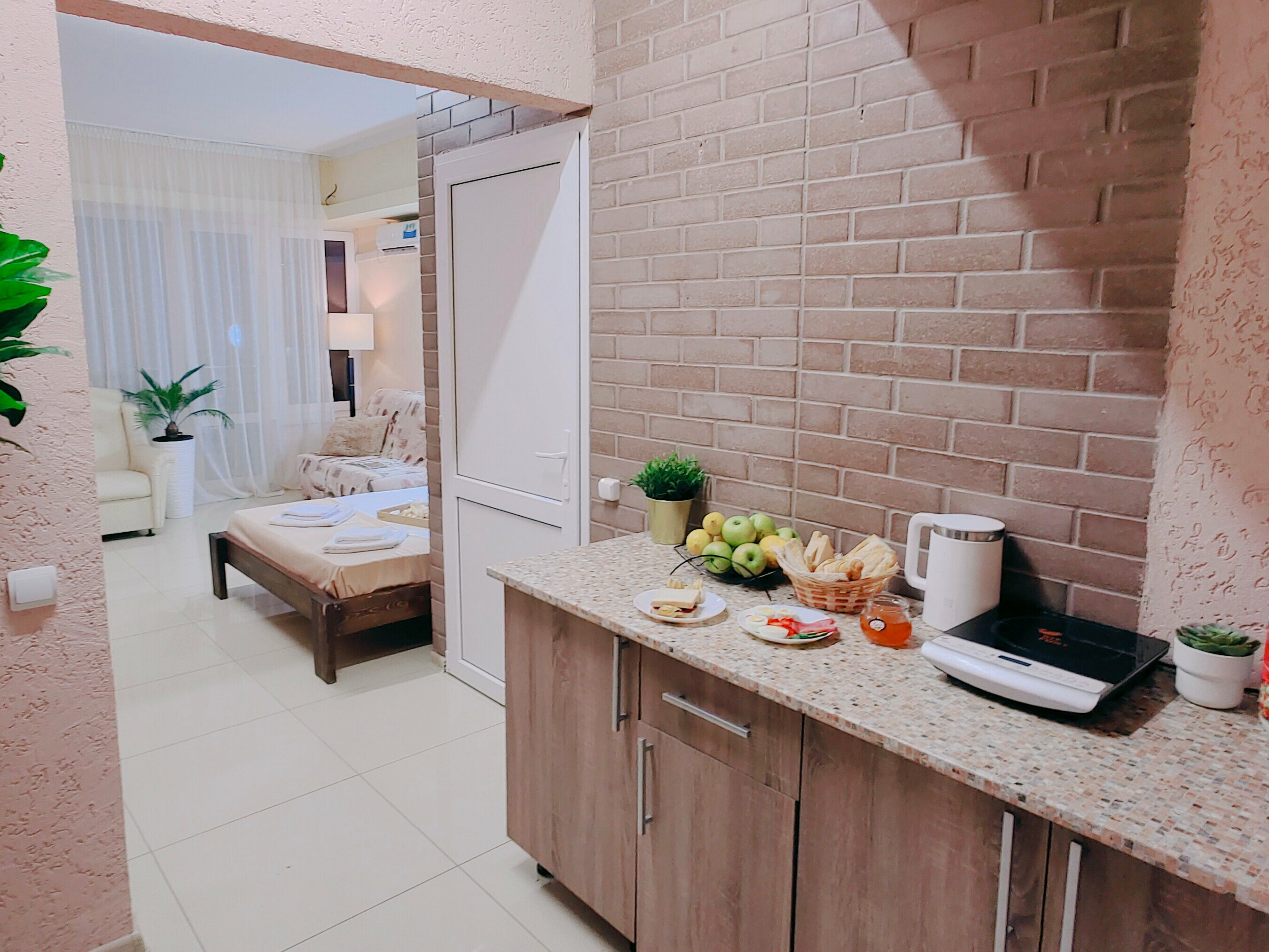 6ти местная Студия с мини-кухней и балконом