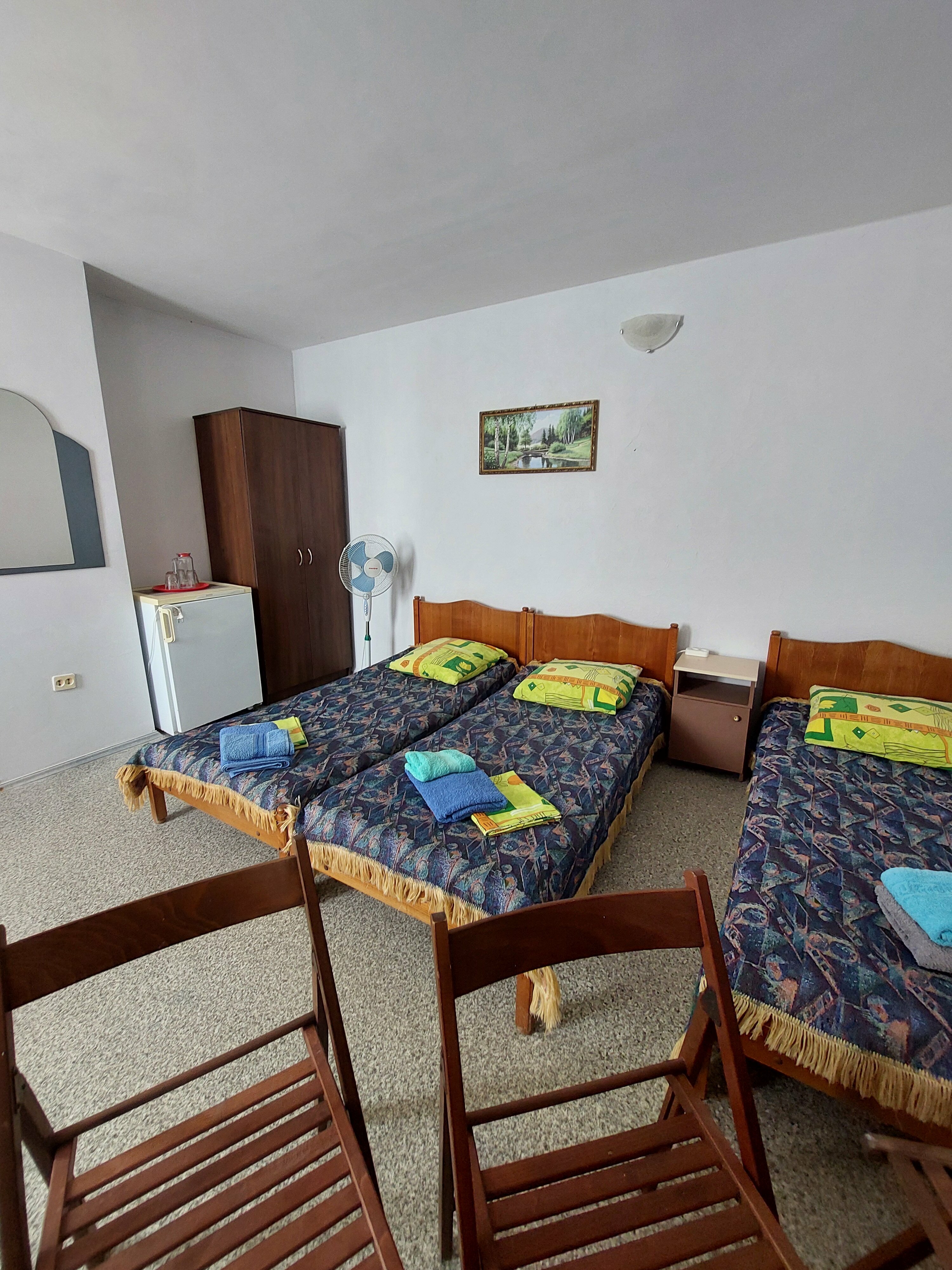 Трехместный номер с видом на сад