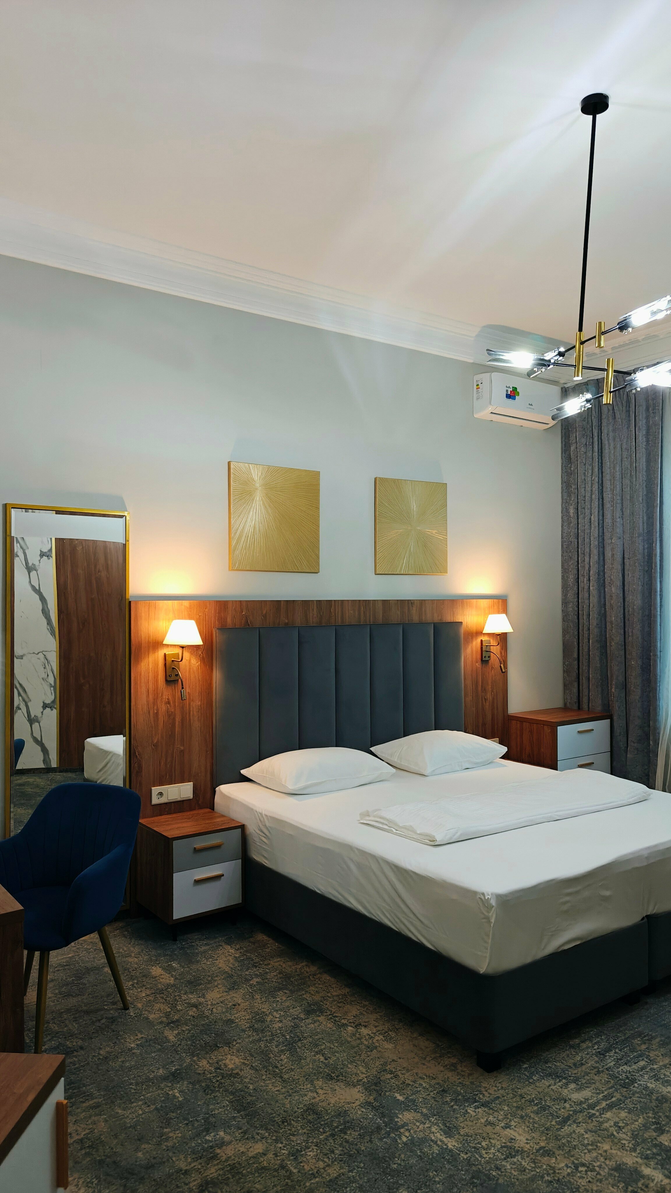 3 этаж I Двухкомнатный номер с двуспальными кроватями