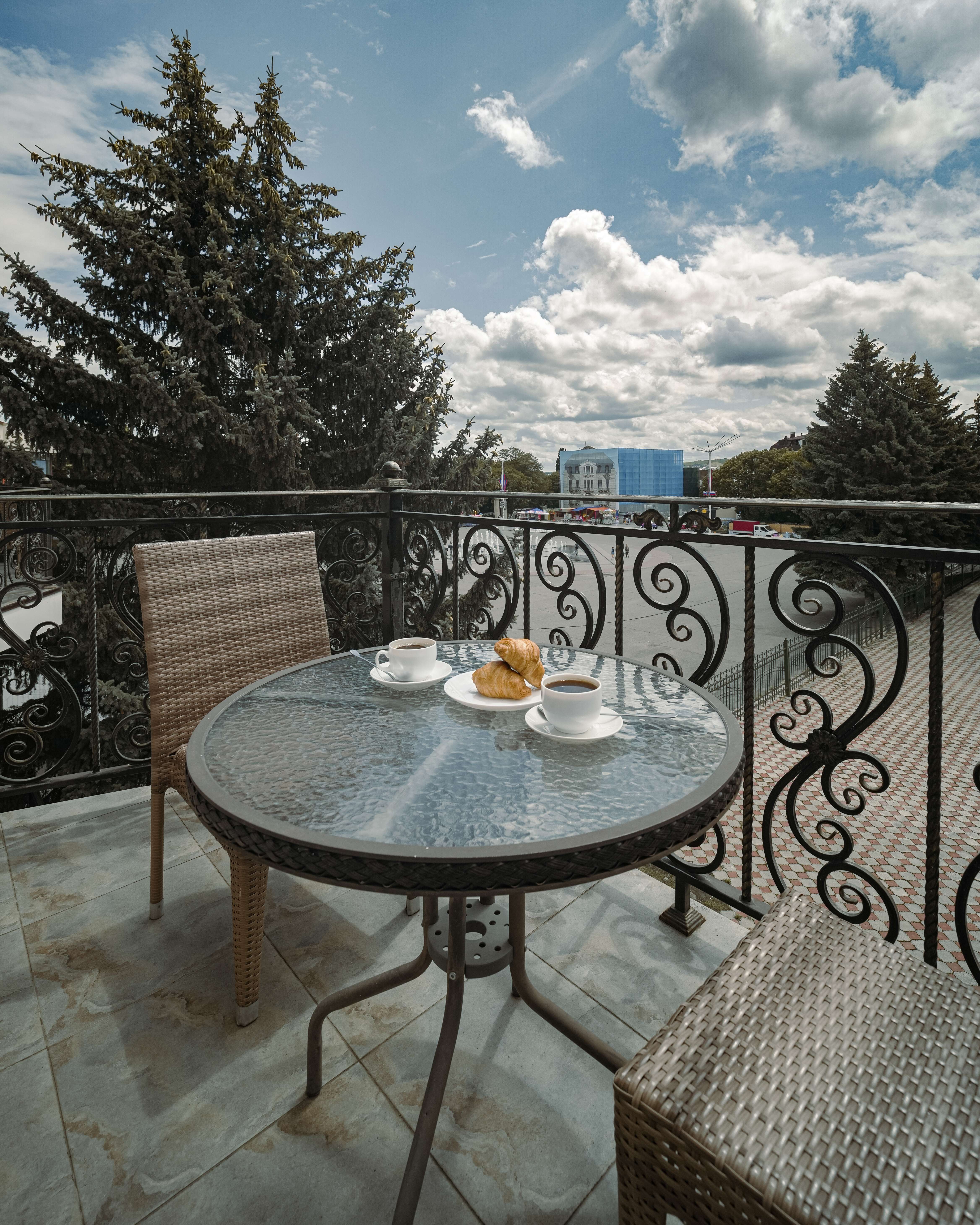 Двухместный 2 спальная кровать