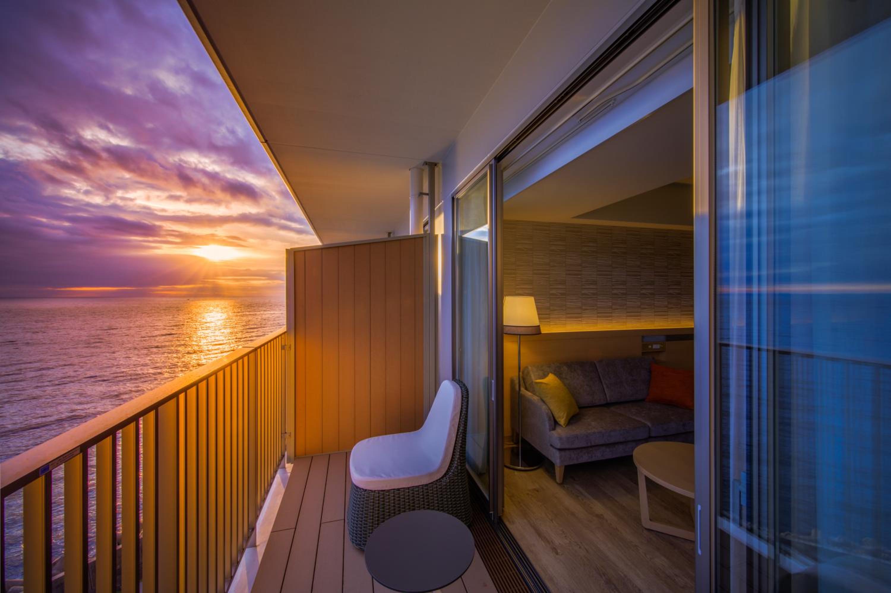 Twin Room With Ocean View - Breakfast Included - Aqua Square