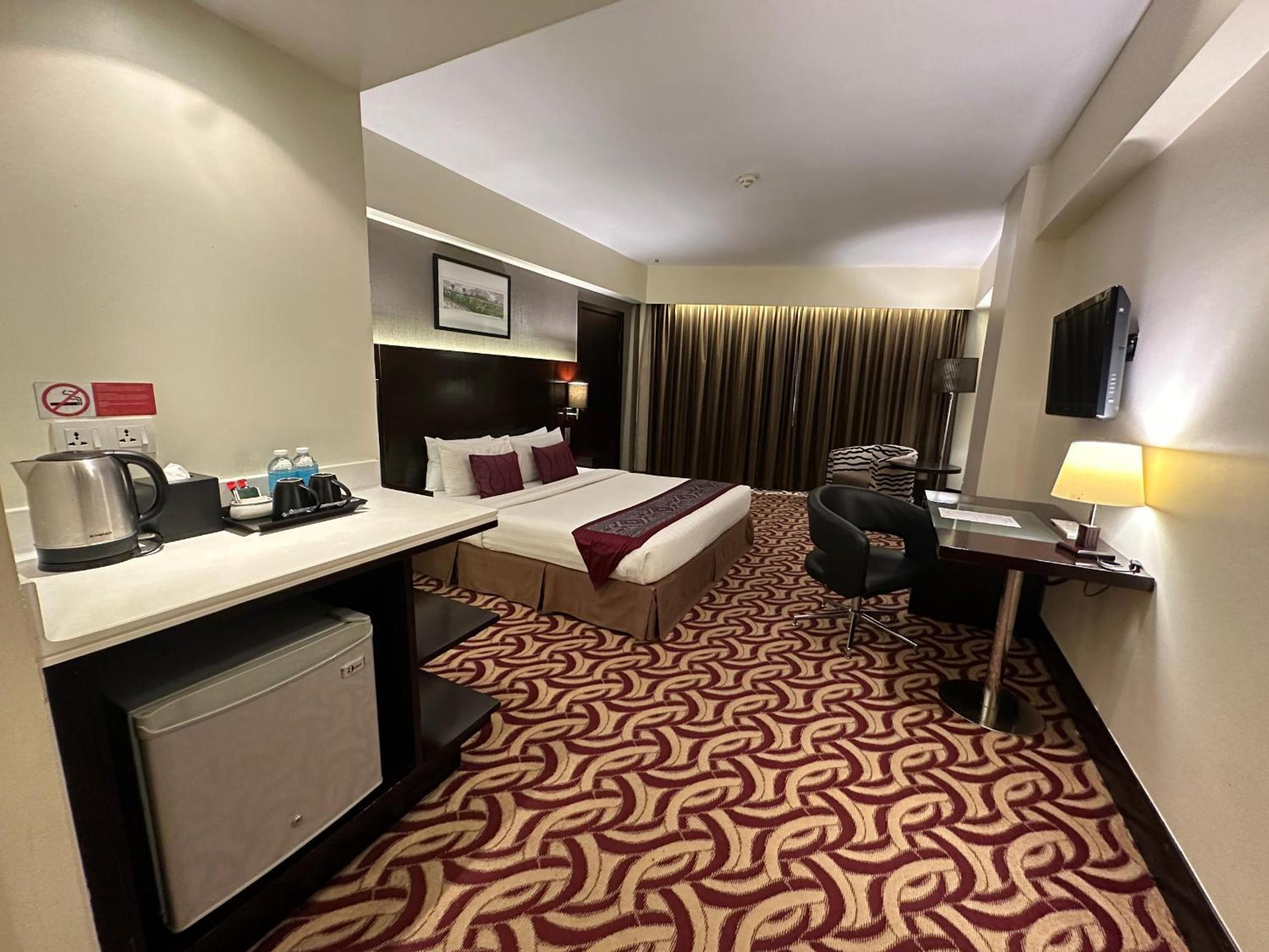Premier King Room