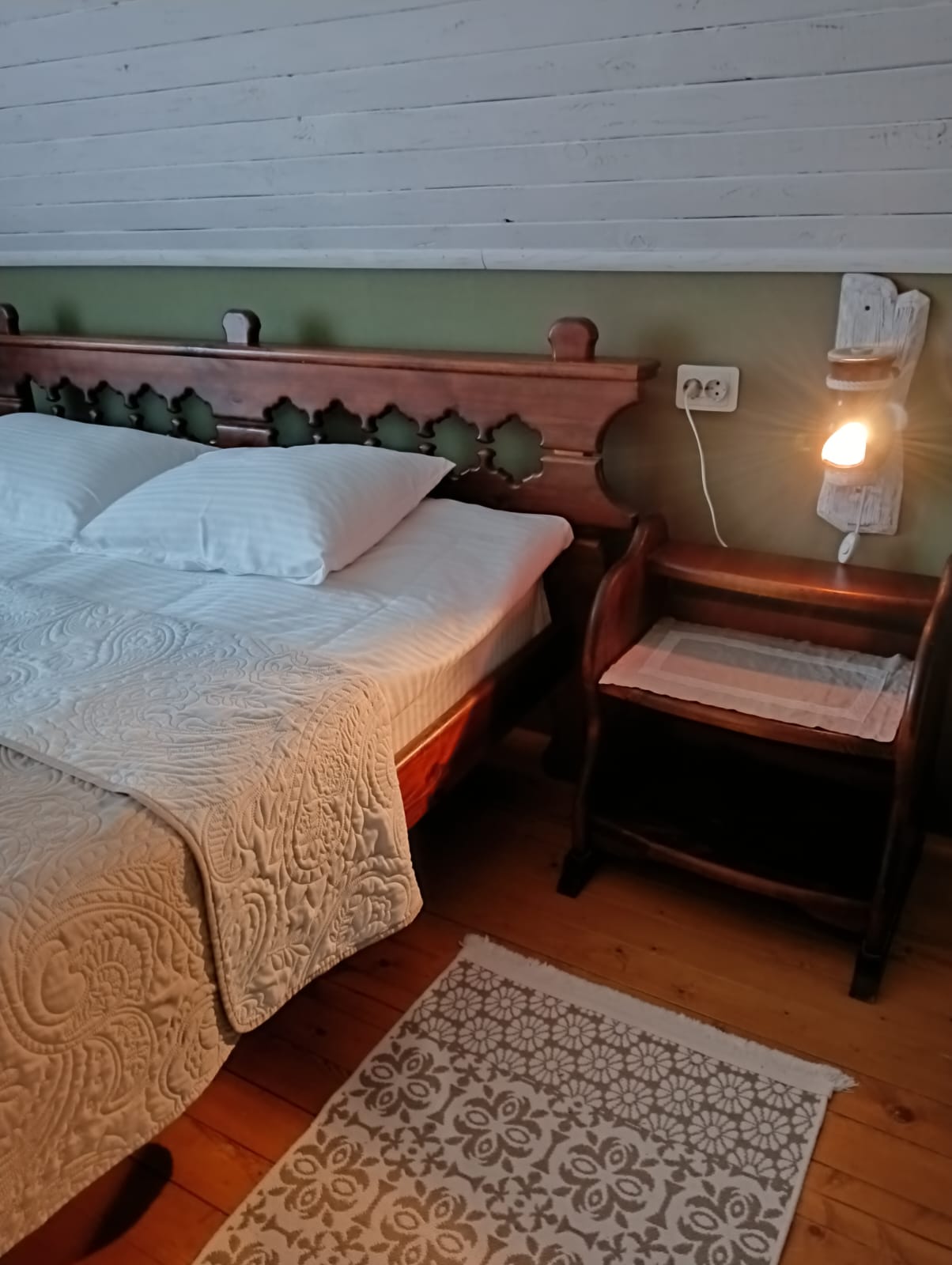 Двухместный номер с 1 кроватью и общей ванной комнатой