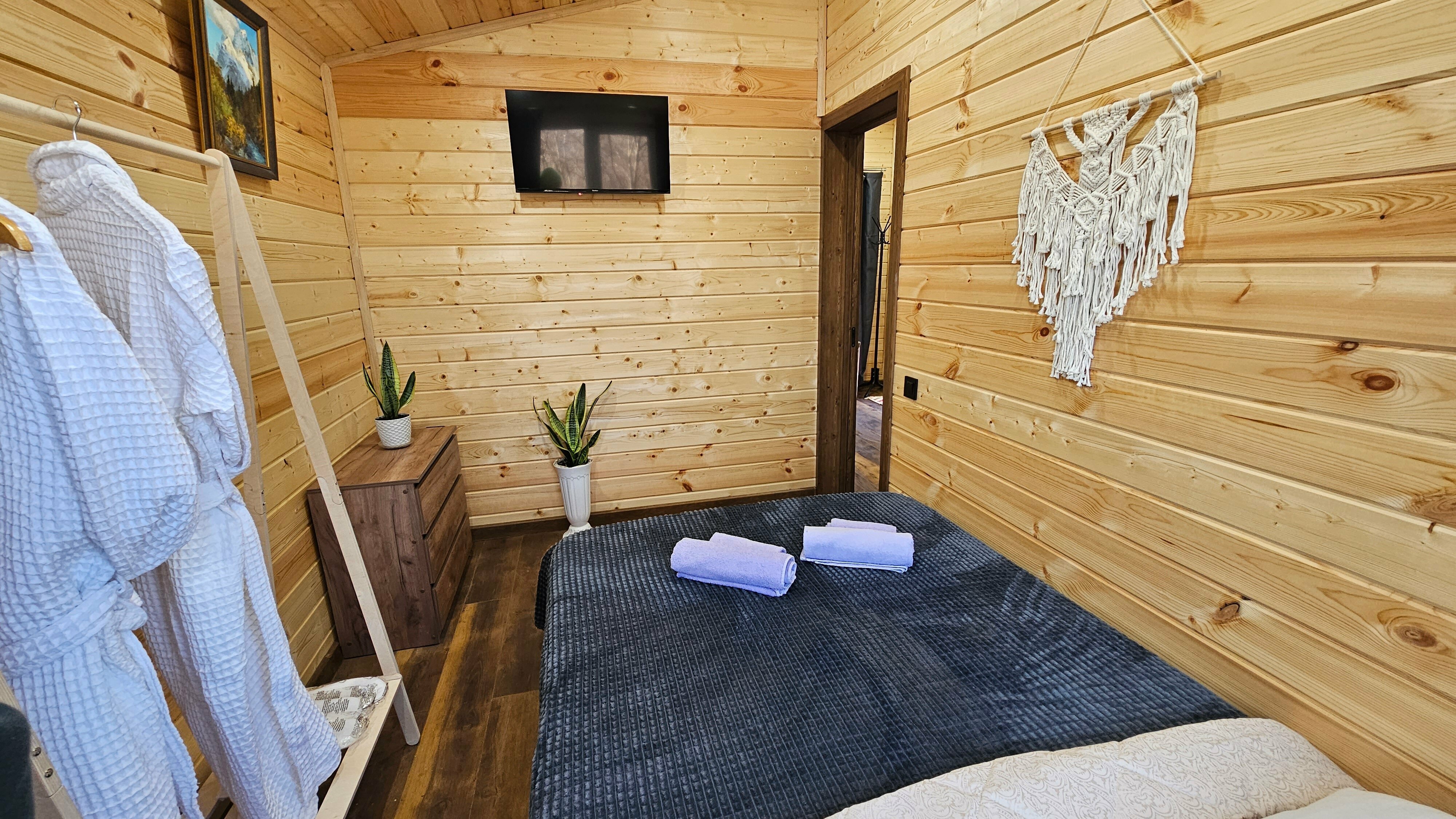 Трехместный номер с террасой