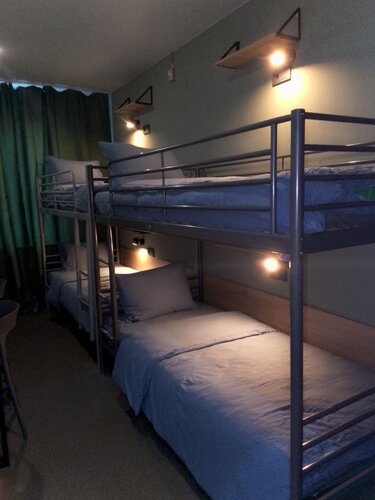 Кровать в 4-местной комнате "Студенты"