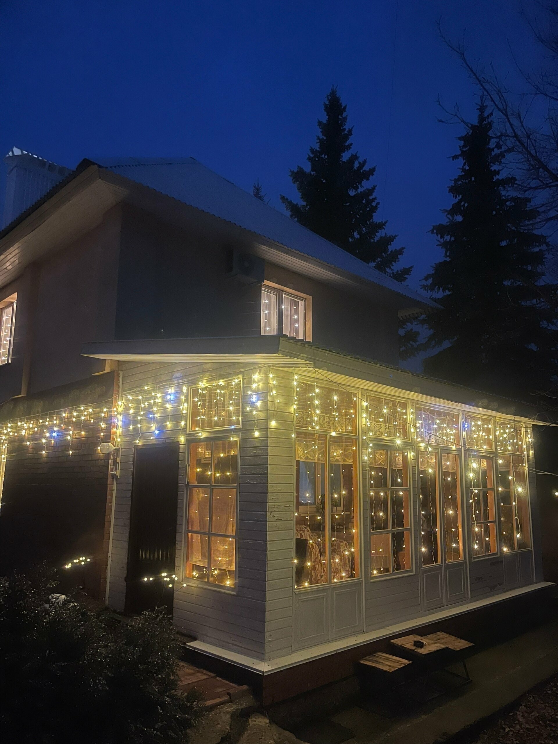 Дом в видом на живописные холмы